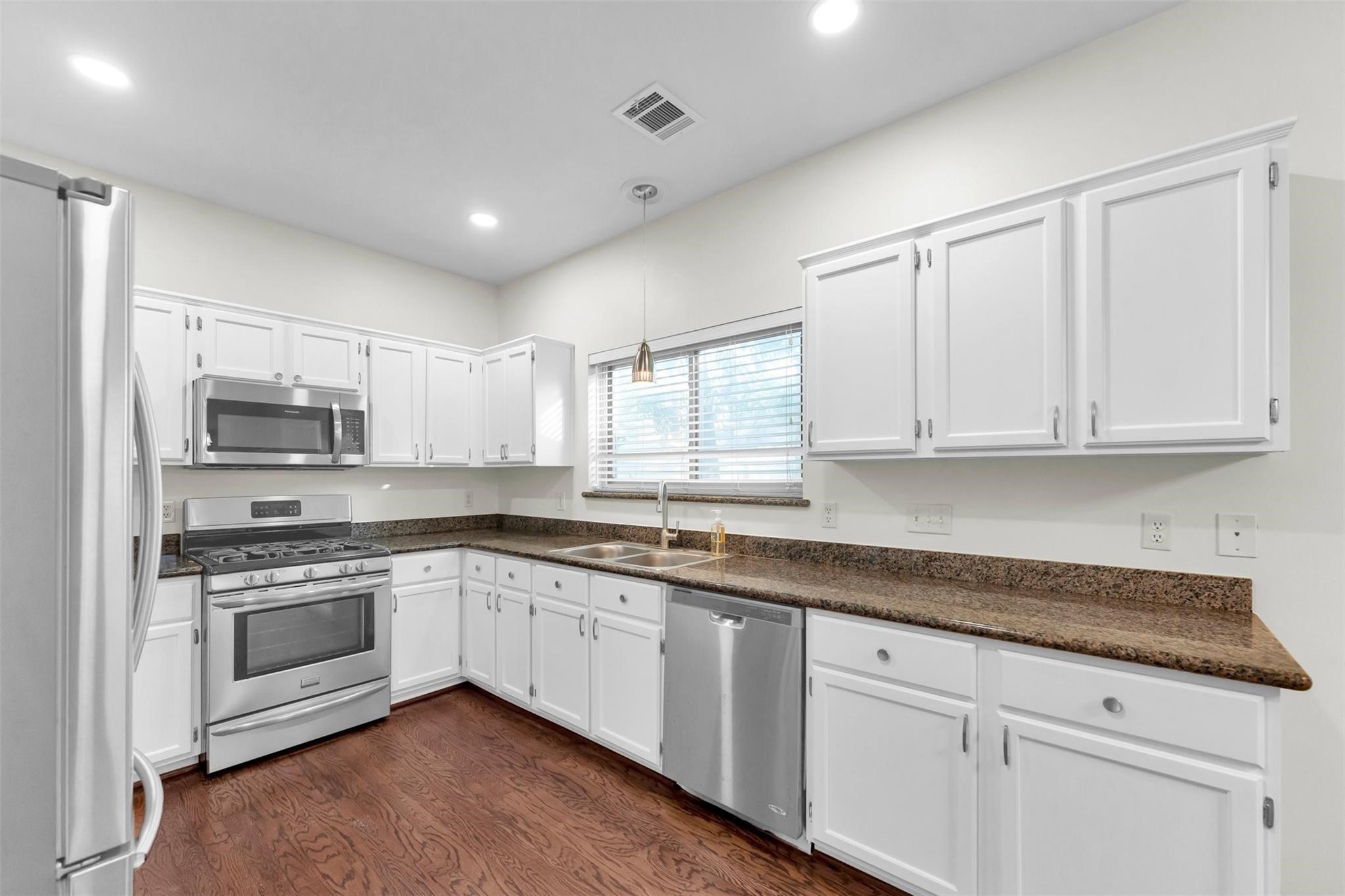 18 Dover Drive Property Photo 18