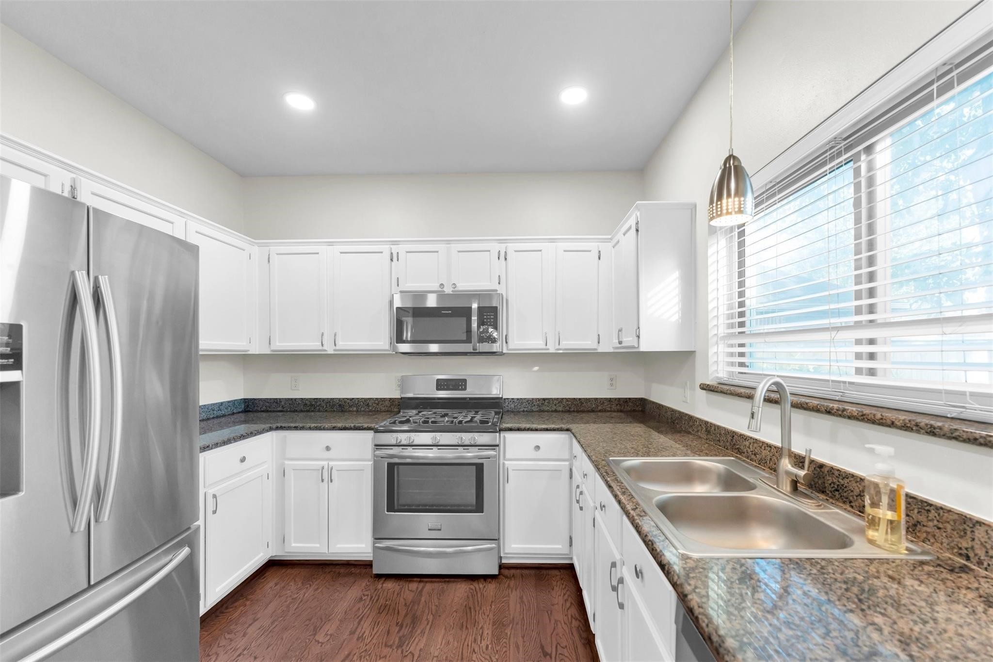 18 Dover Drive Property Photo 20