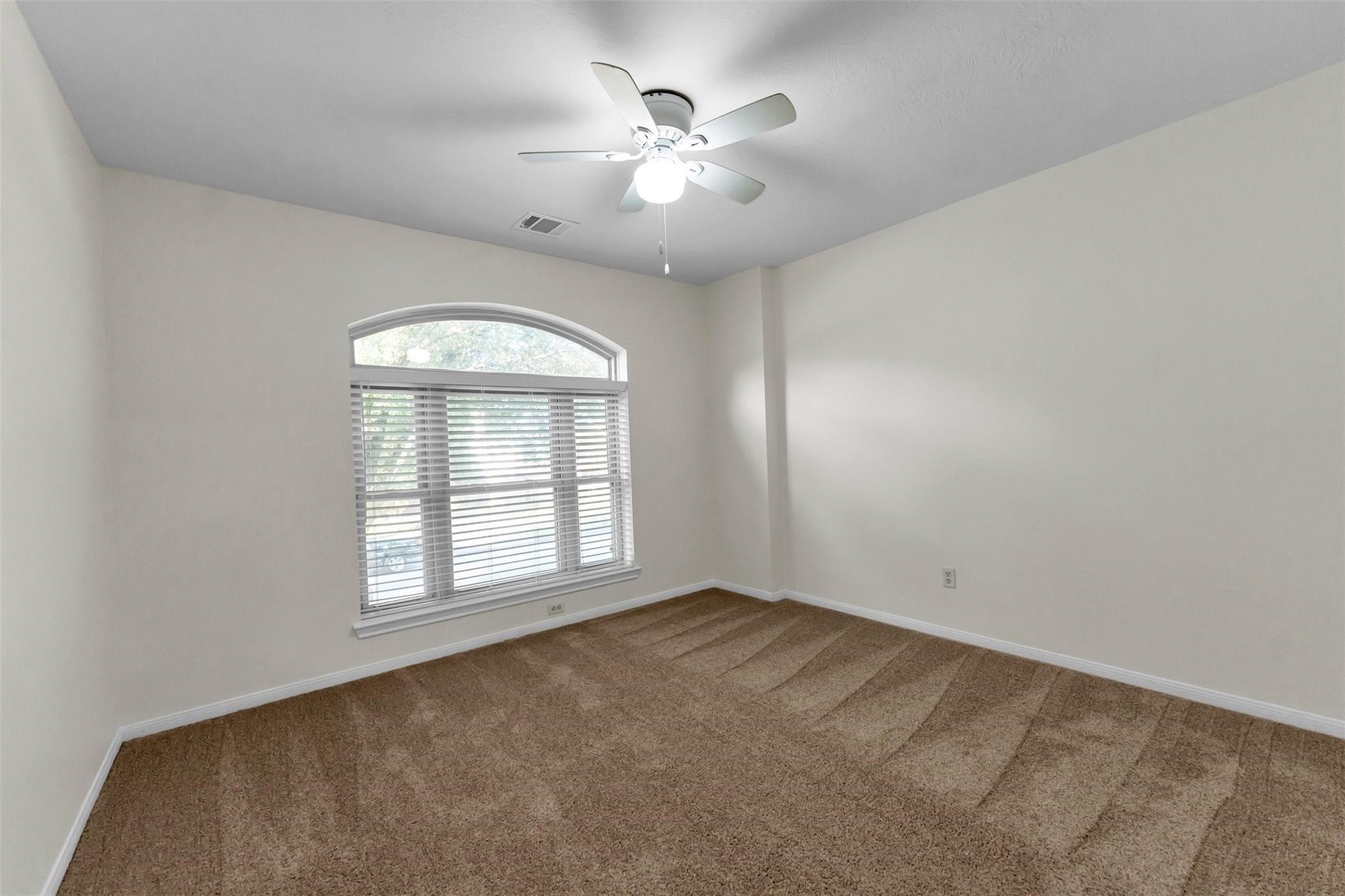 18 Dover Drive Property Photo 48