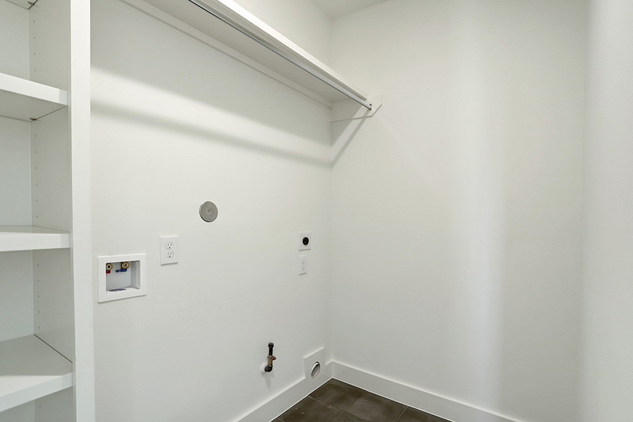 2914 Cline Street Property Photo 22