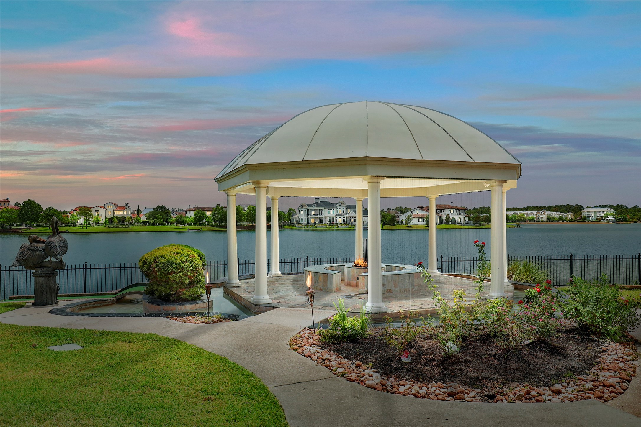 46 S Windsail Place Property Photo 2