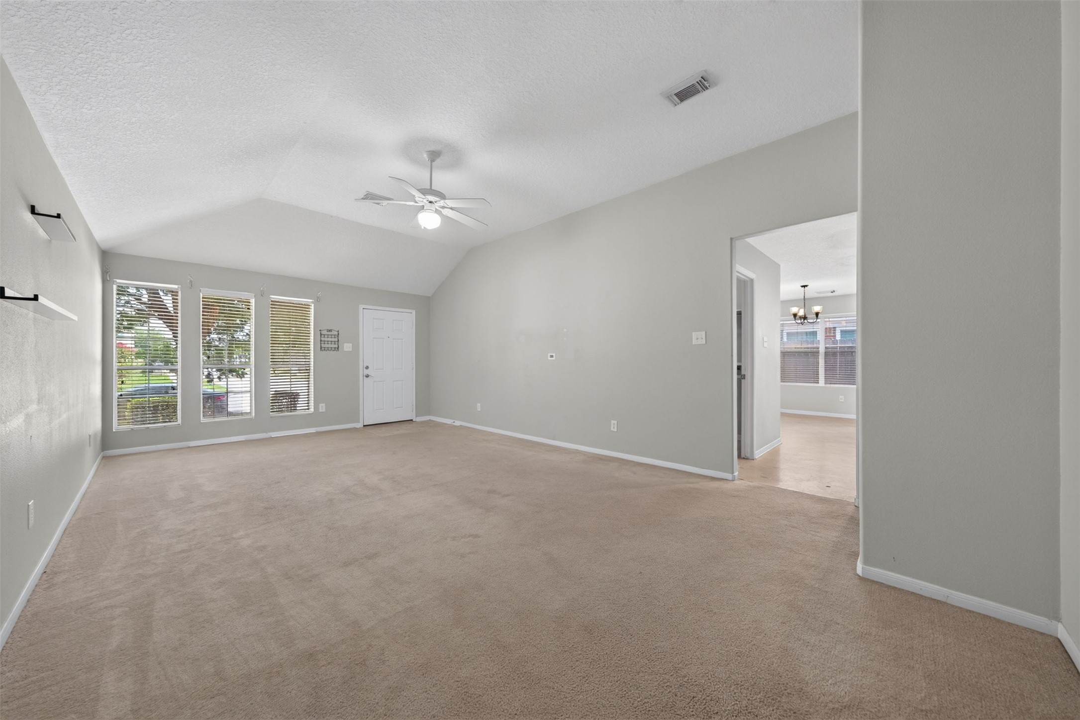 12214 Carriage Oak Circle Property Photo 7