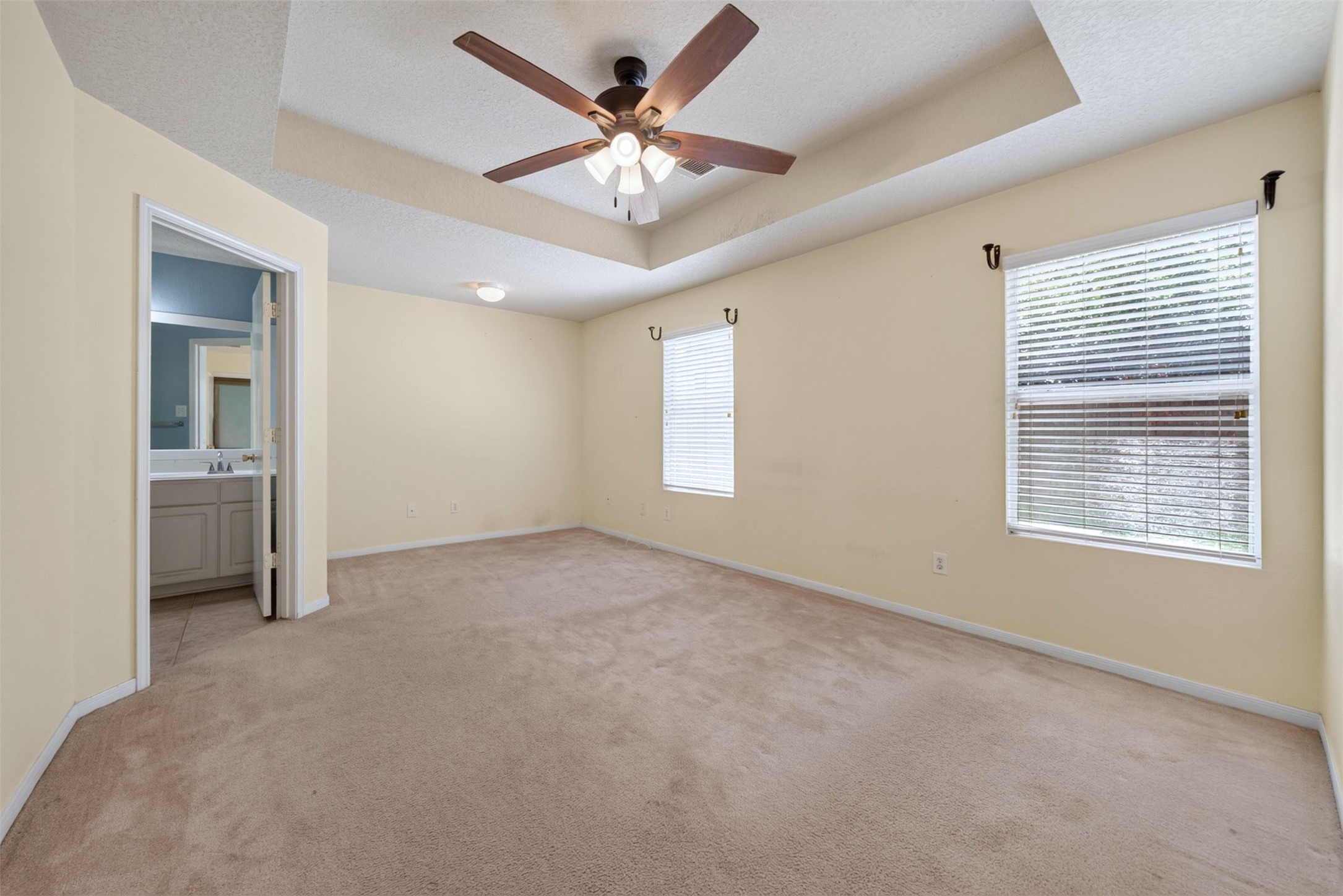 12214 Carriage Oak Circle Property Photo 21
