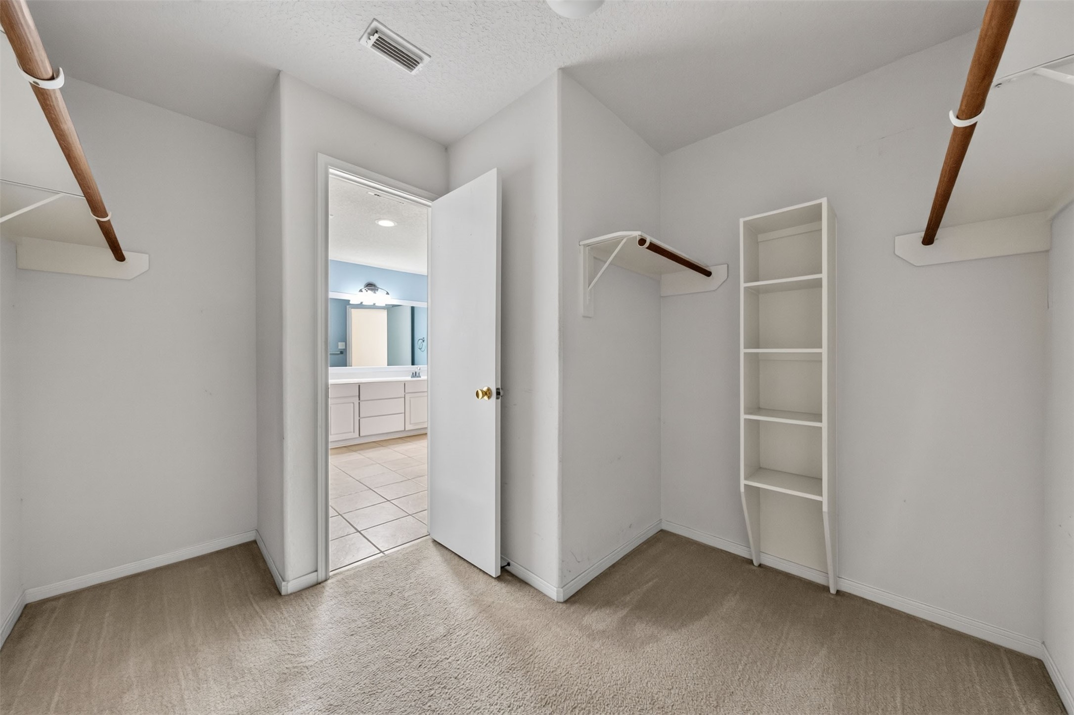 12214 Carriage Oak Circle Property Photo 32