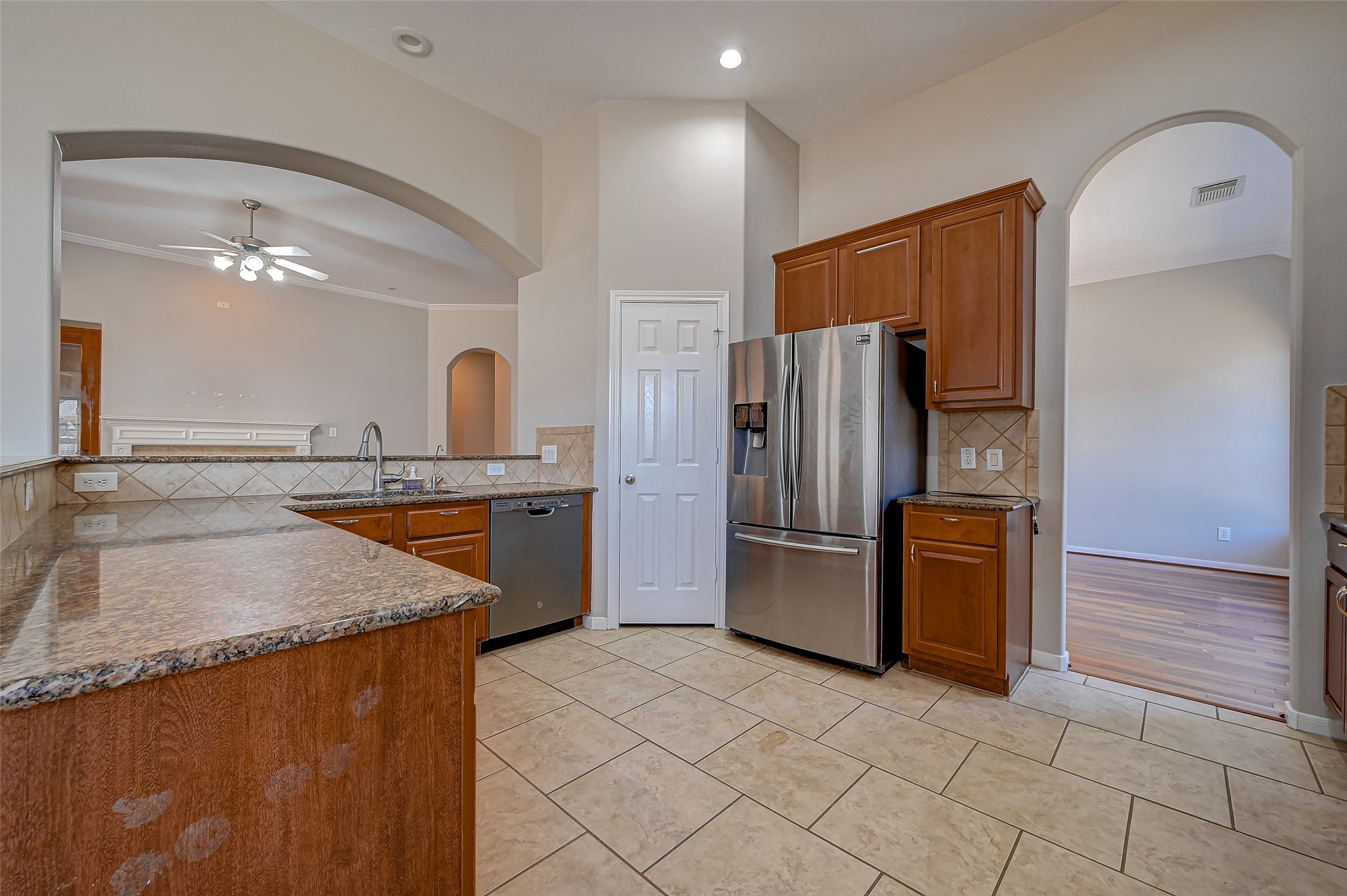 13922 Normandy Court Property Photo 22