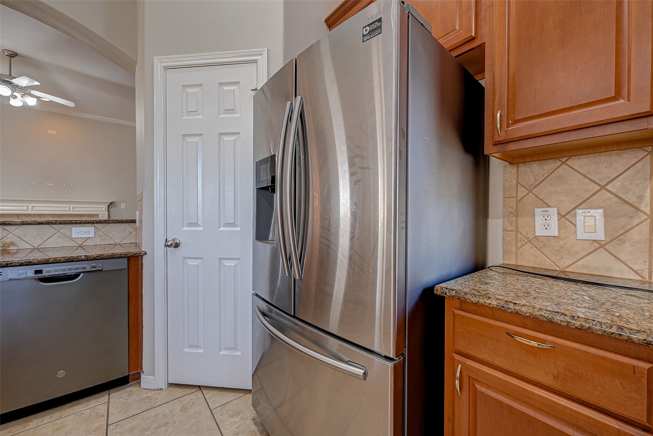 13922 Normandy Court Property Photo 24