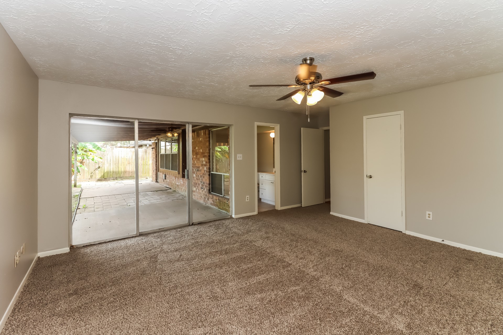 16518 Royal Mile Lane Property Photo 12