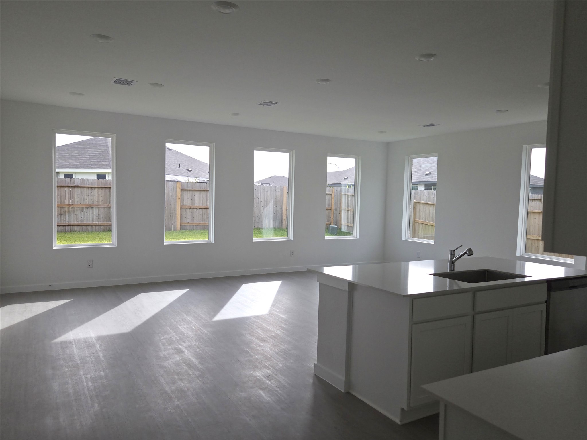 6511 Silver Emperor Lane Property Photo 11