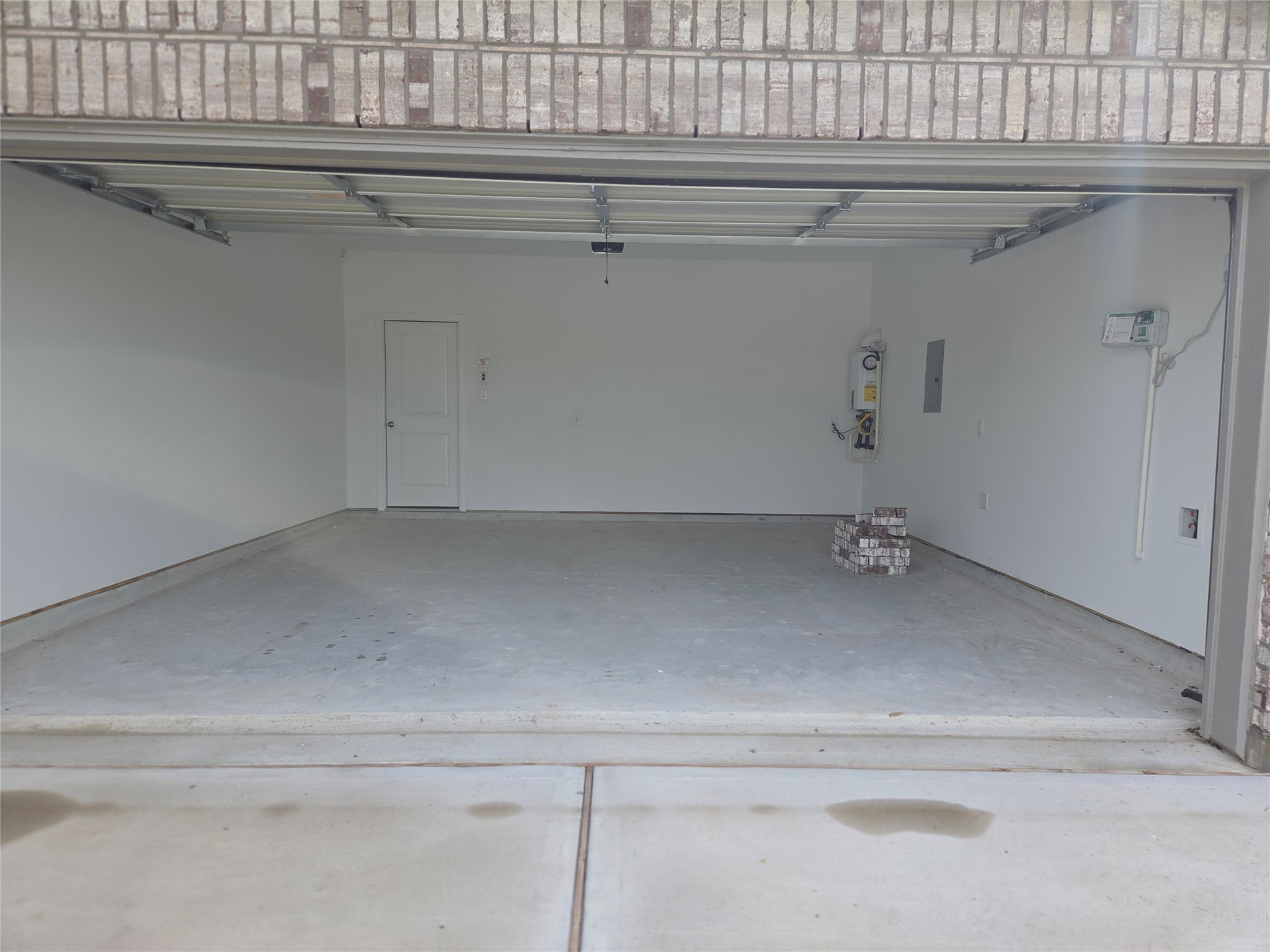 6511 Silver Emperor Lane Property Photo 31