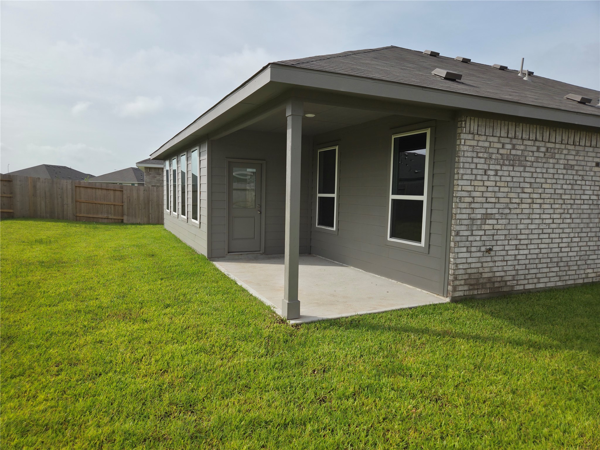 6511 Silver Emperor Lane Property Photo 34