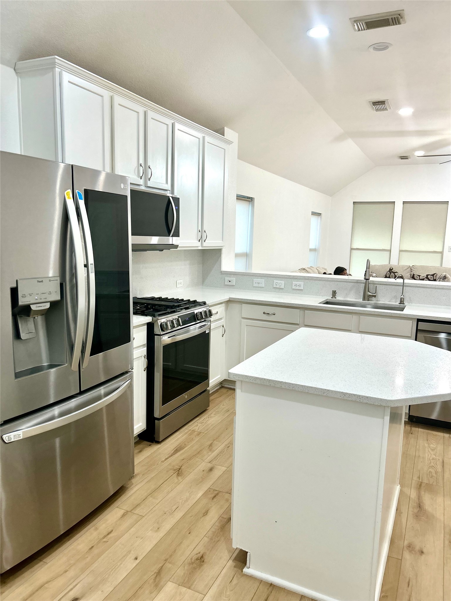 7106 Marble Springs Drive Property Photo 8