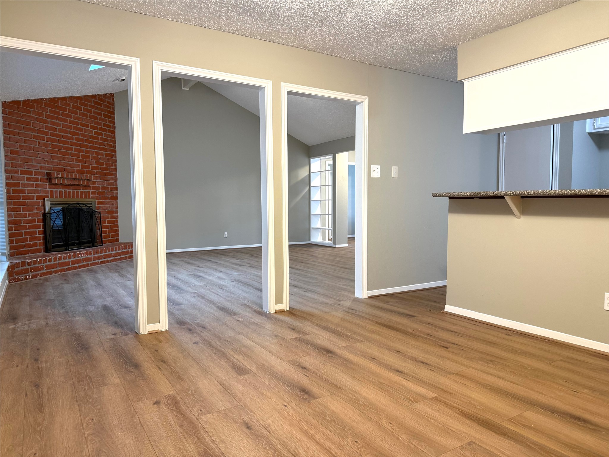 3022 Mosby Drive Property Photo 7