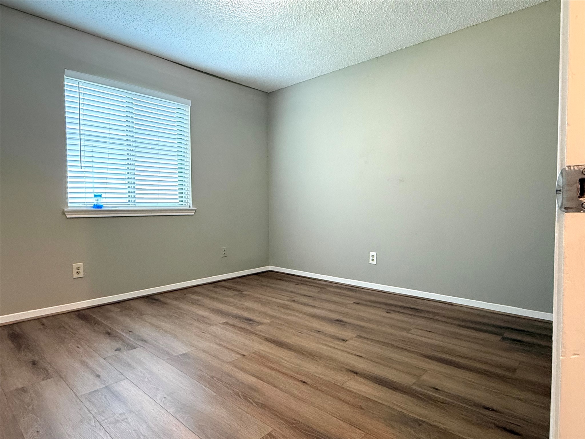 3022 Mosby Drive Property Photo 18