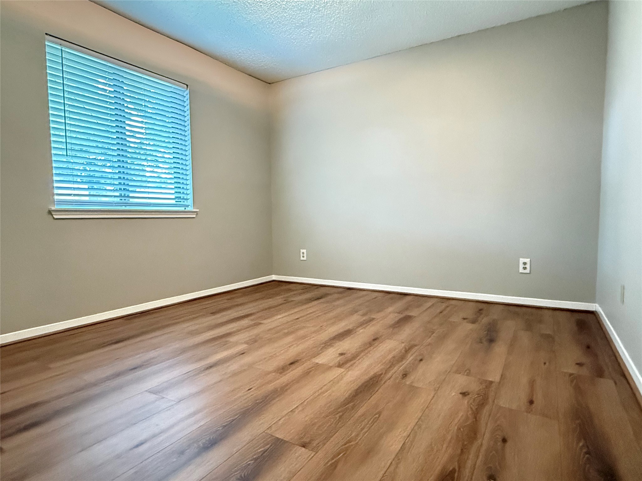 3022 Mosby Drive Property Photo 22