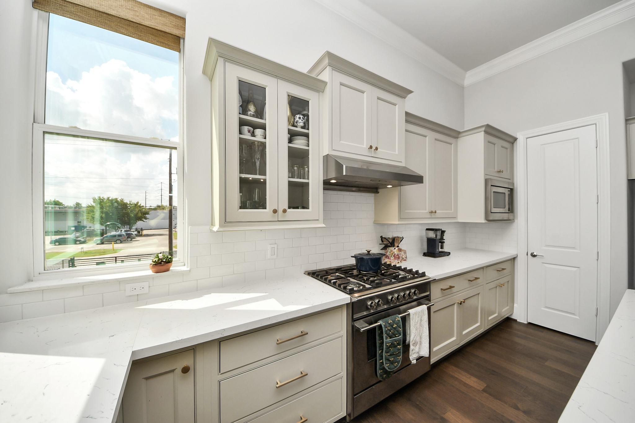 3311 Timbergrove Oaks Street Property Photo 4