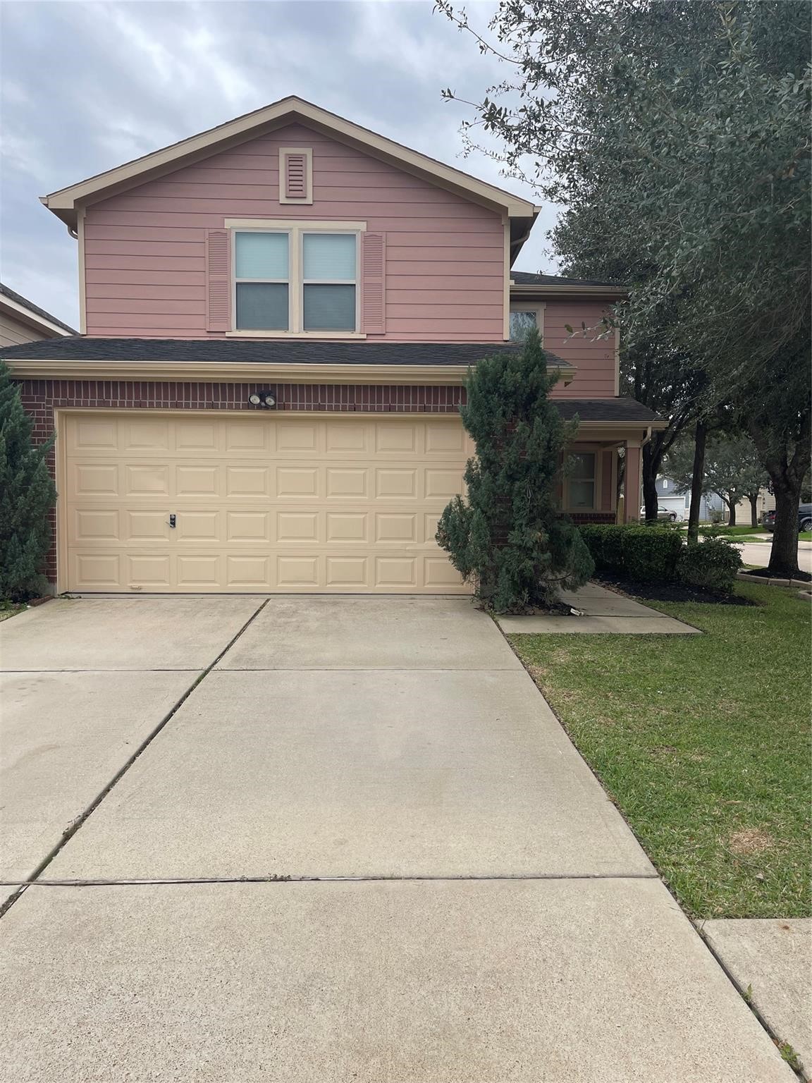 26147 Parkman Grove Drive Property Photo 1