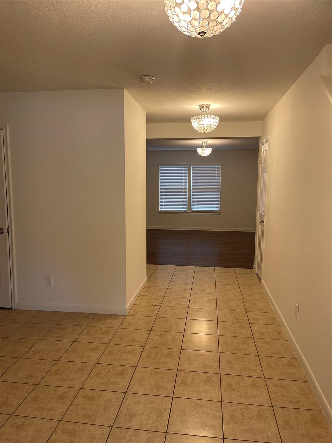 26147 Parkman Grove Drive Property Photo 5