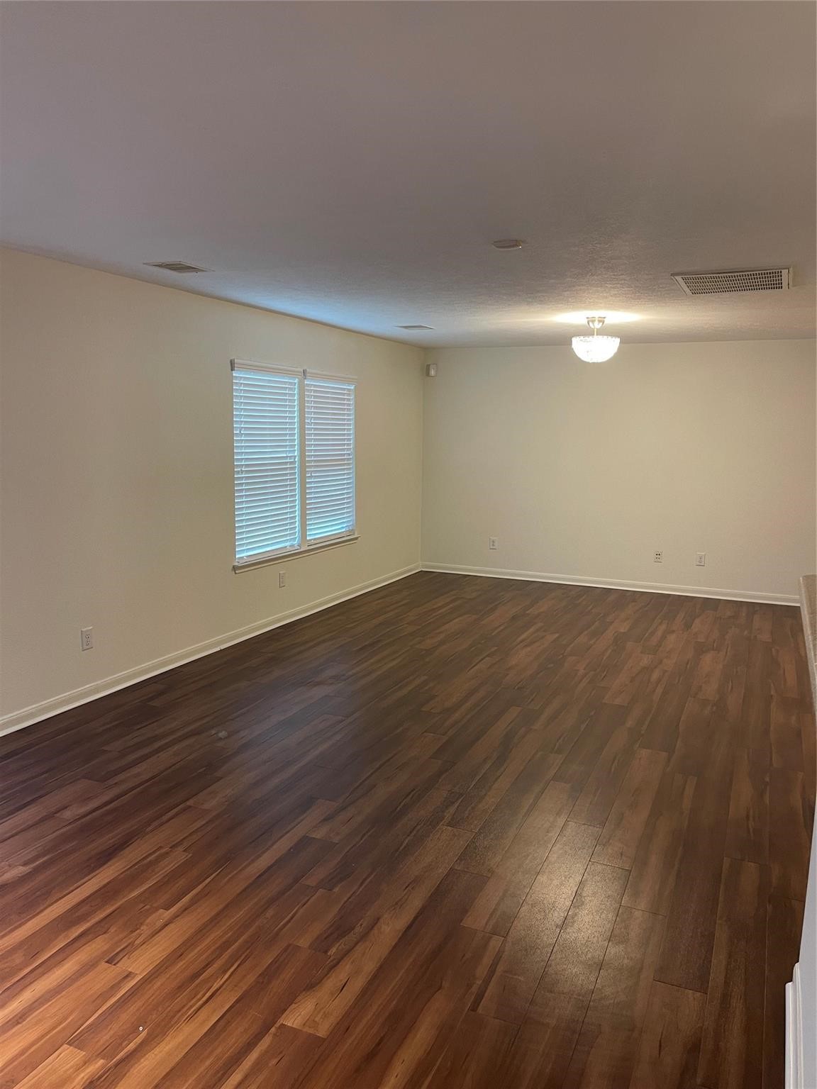 26147 Parkman Grove Drive Property Photo 8