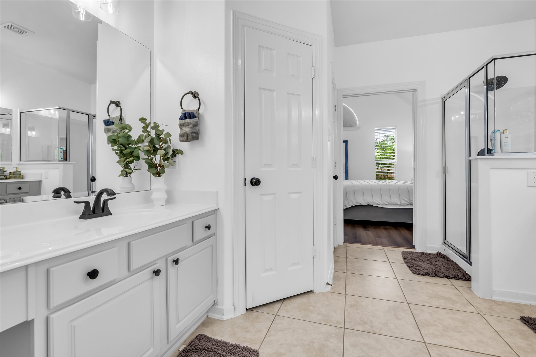 2 Clarewood Court Property Photo 11