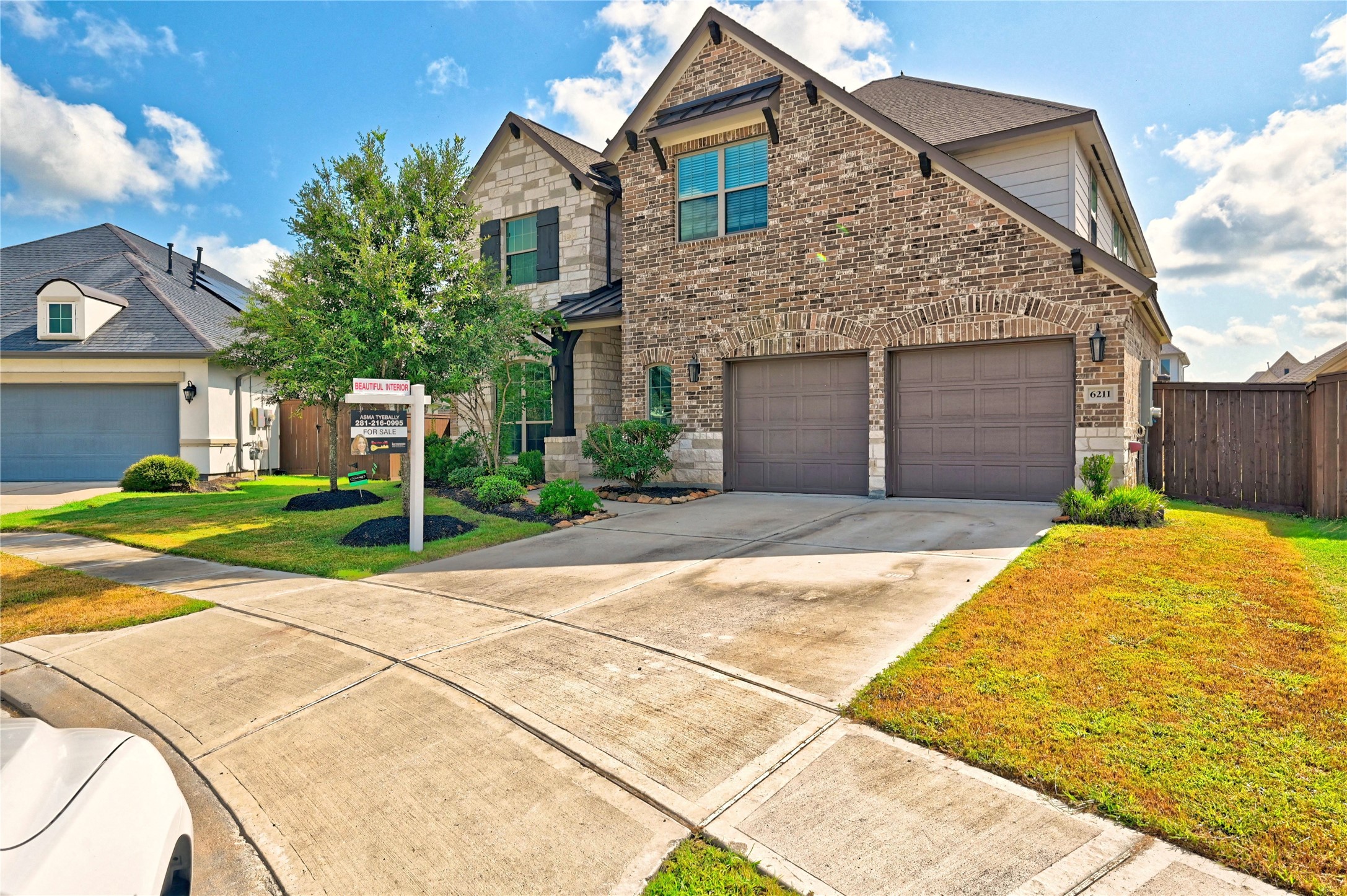 6211 Shore Ridge Court Property Photo 1
