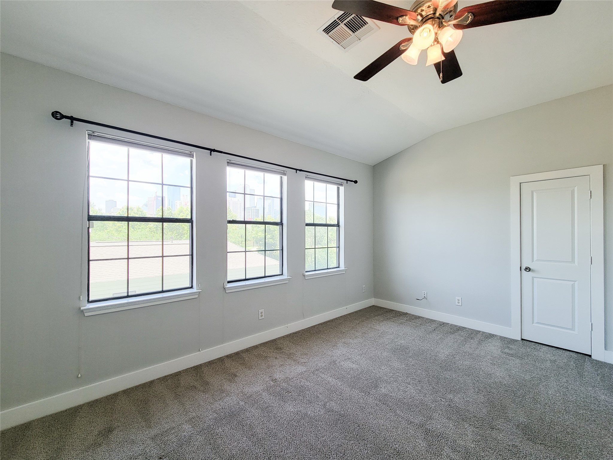 1414 Emancipation Avenue A Property Photo 18
