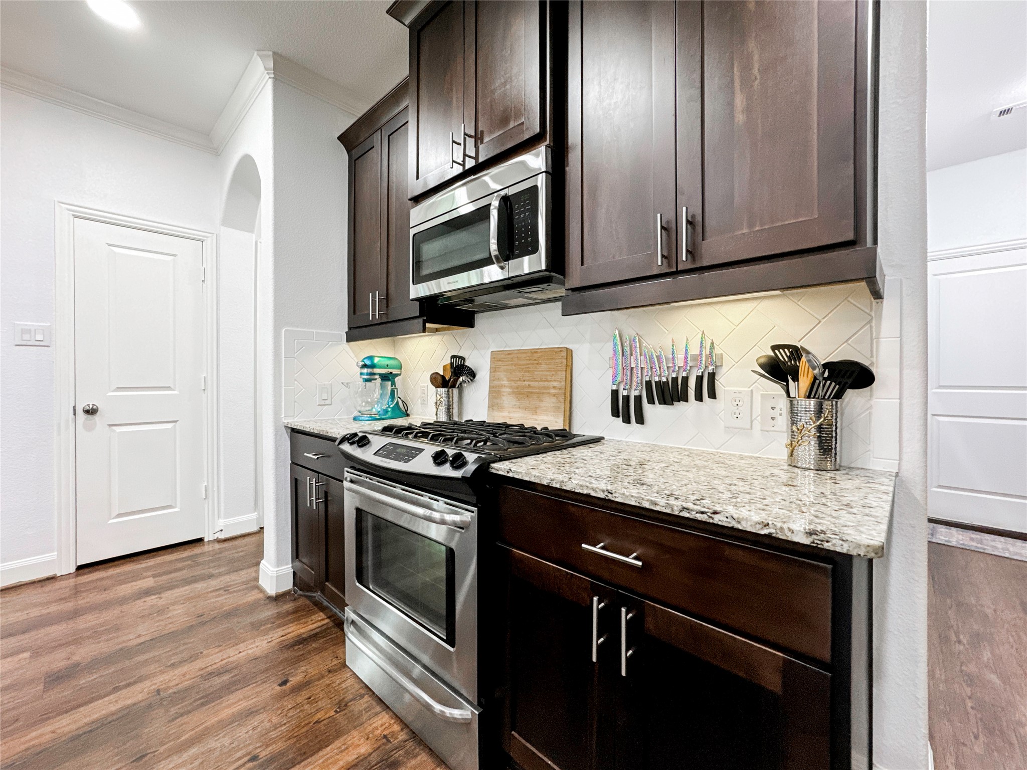 717 Via Lago Property Photo 10