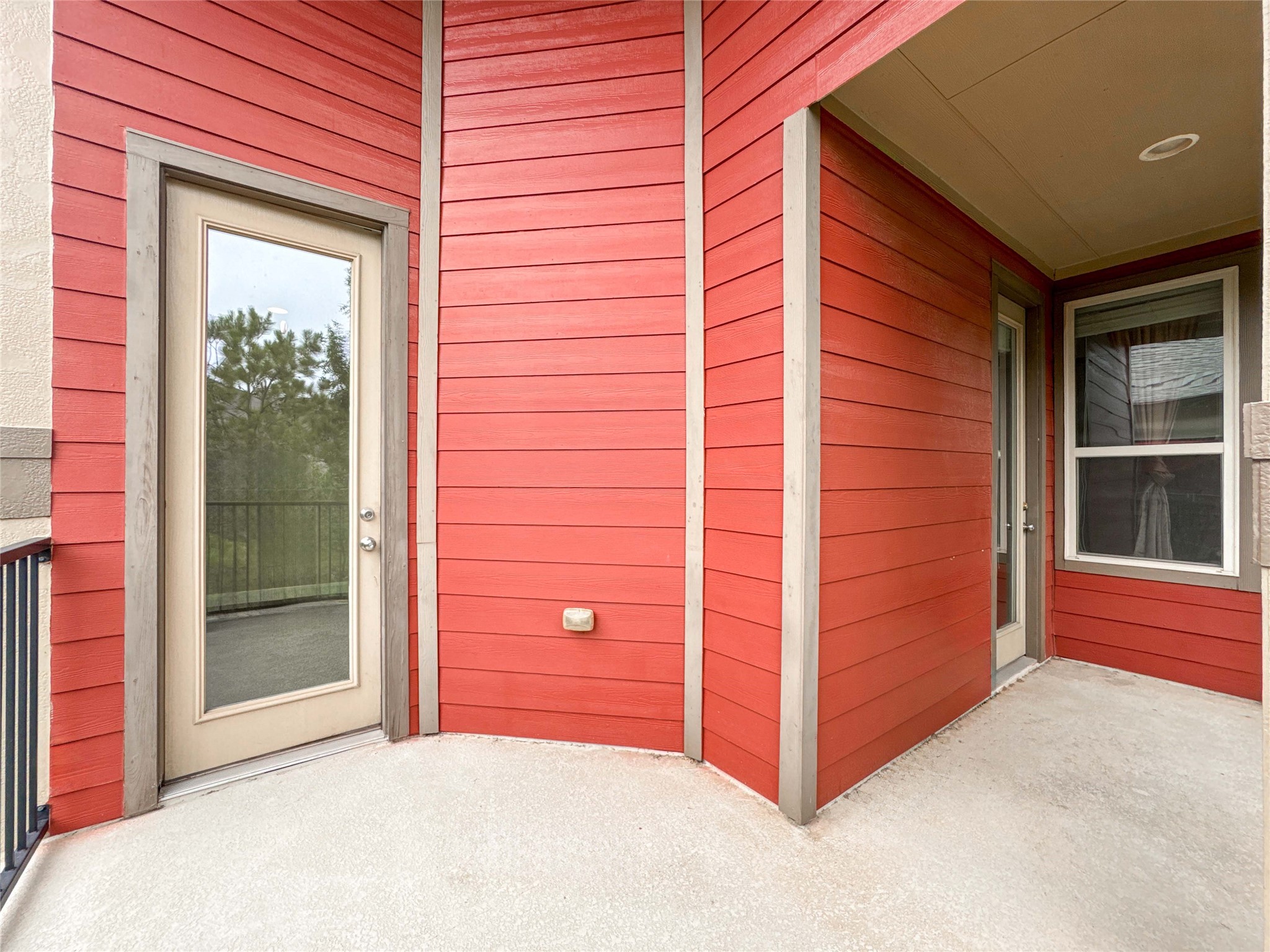 717 Via Lago Property Photo 24