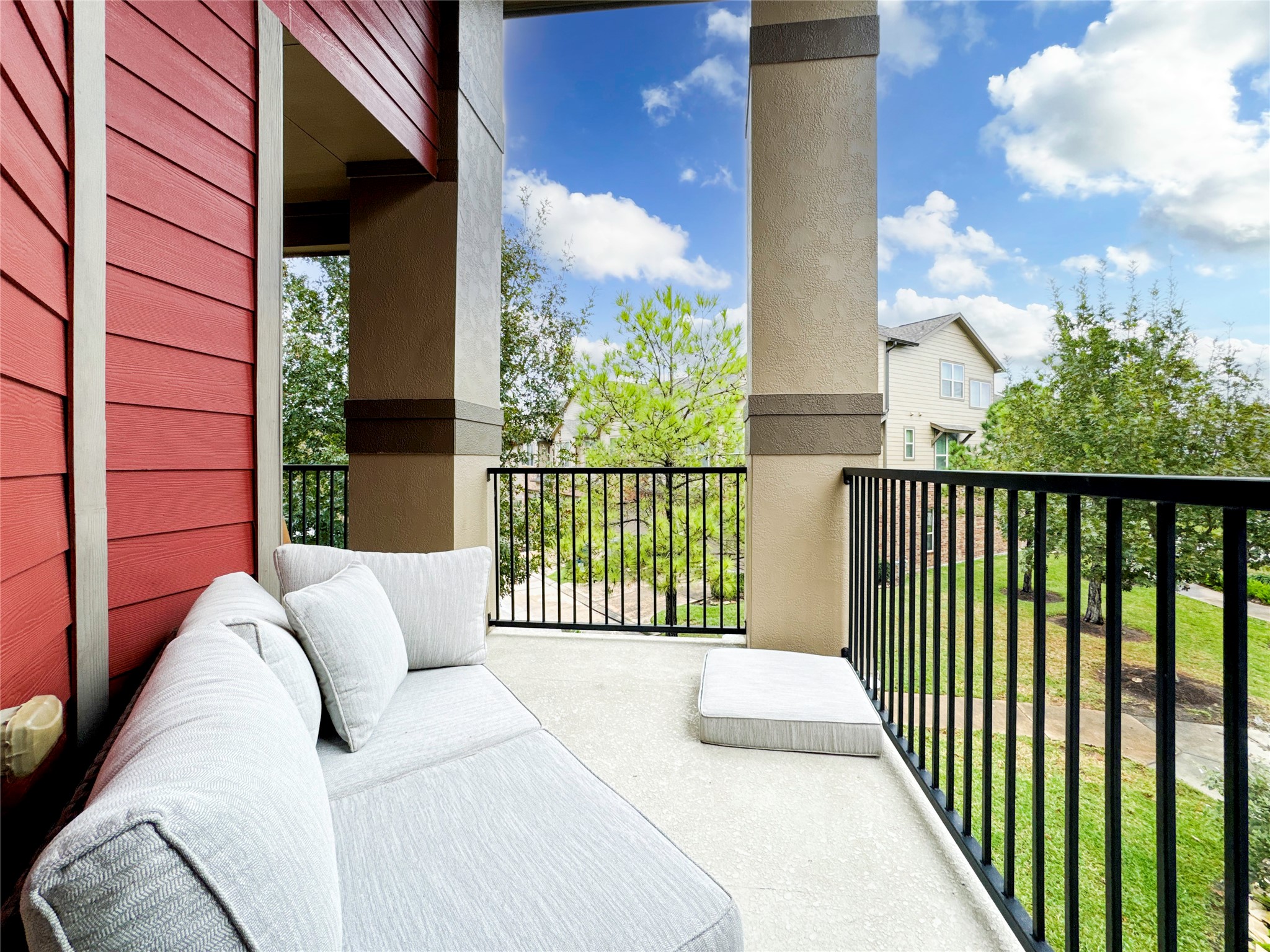 717 Via Lago Property Photo 29
