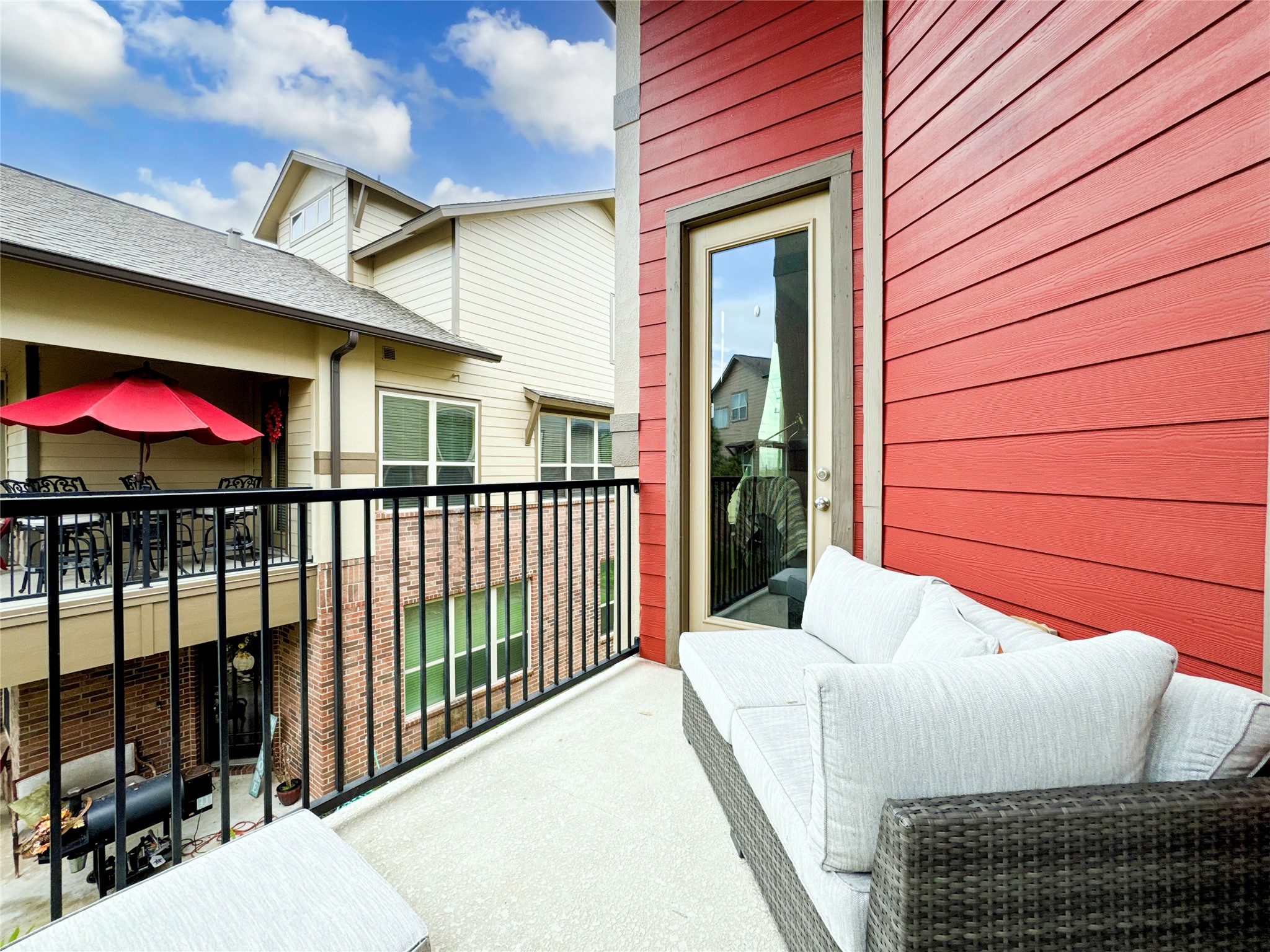 717 Via Lago Property Photo 30
