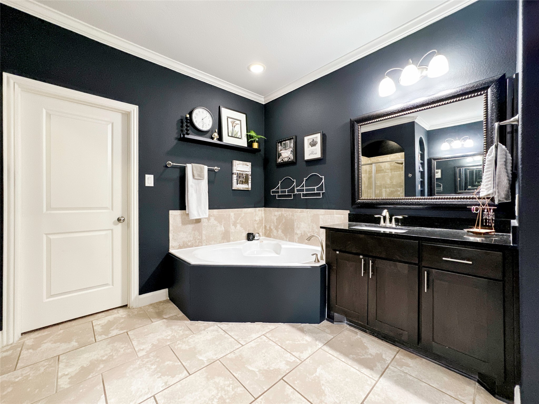 717 Via Lago Property Photo 43