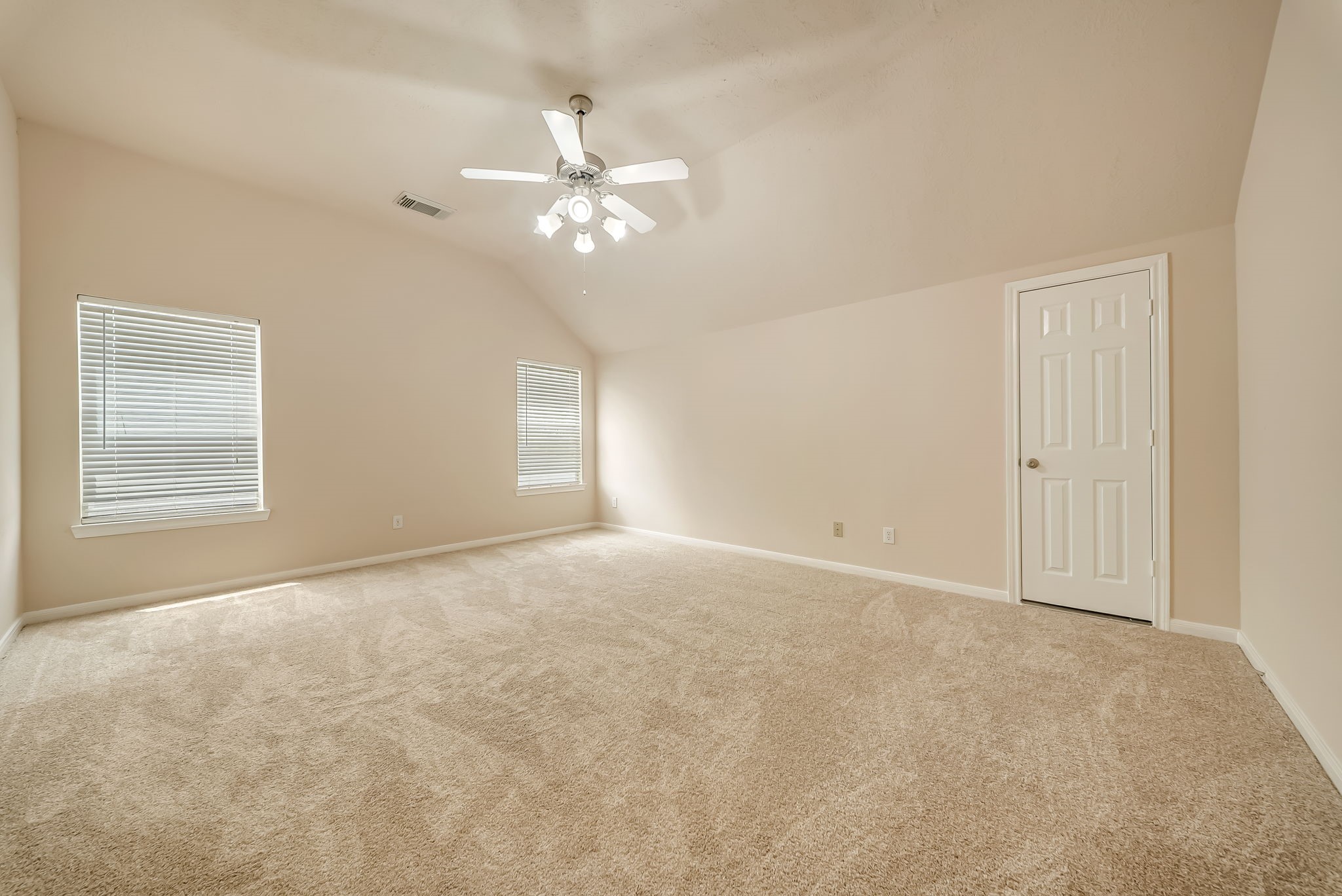 18106 Linden Forest Lane Property Photo 24