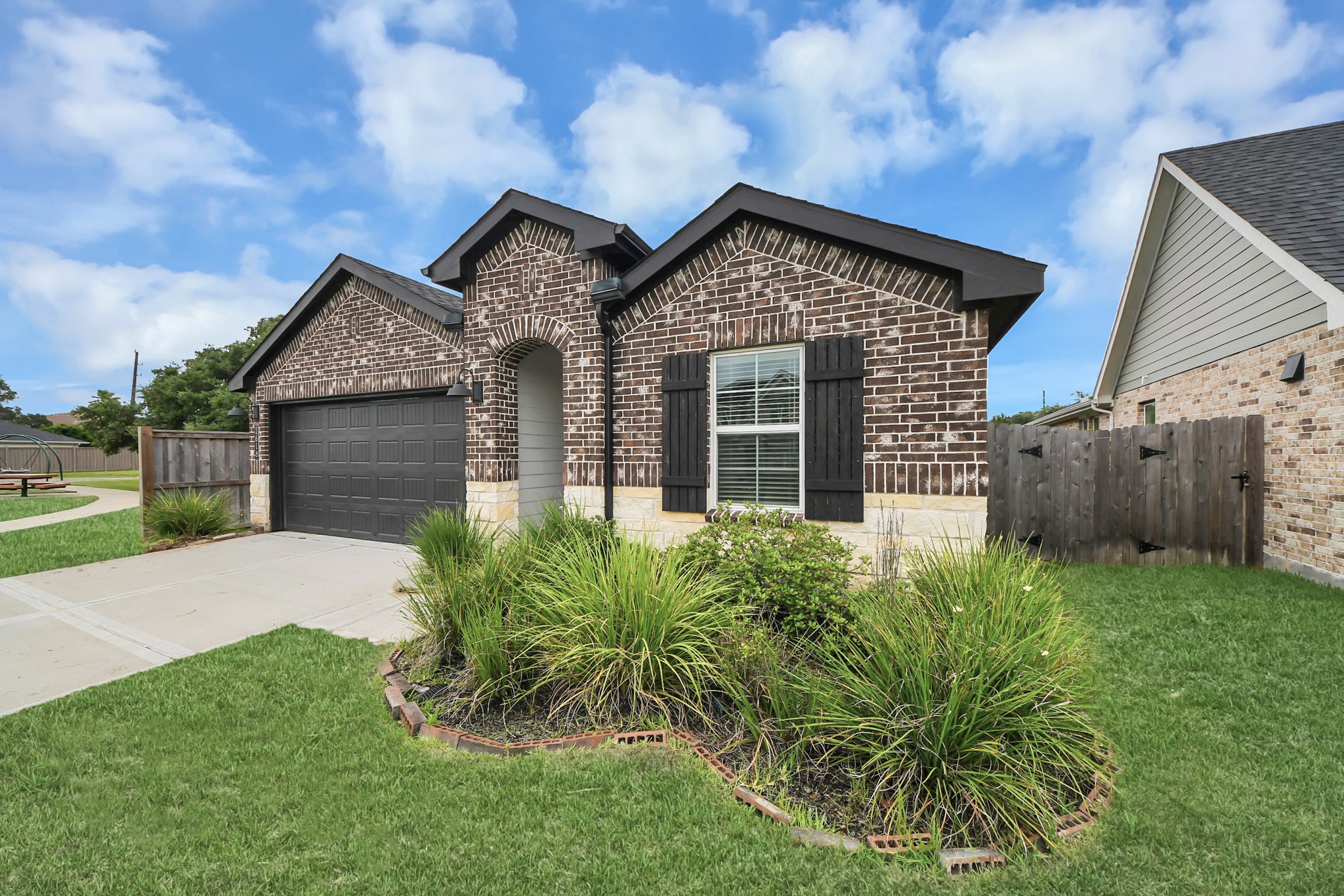 1618 Westway Drive Property Photo 4