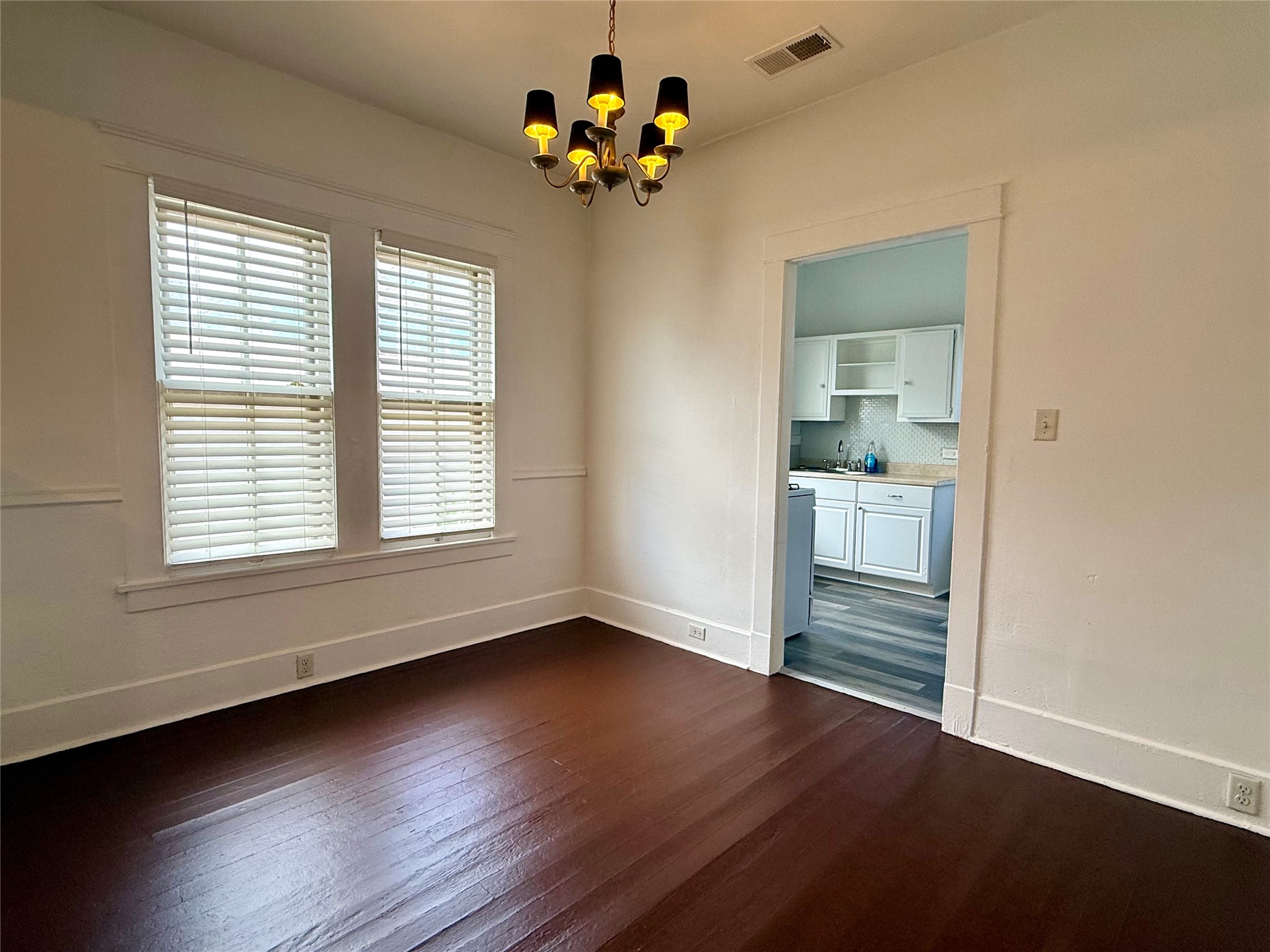 1916 26th Street Property Photo 10