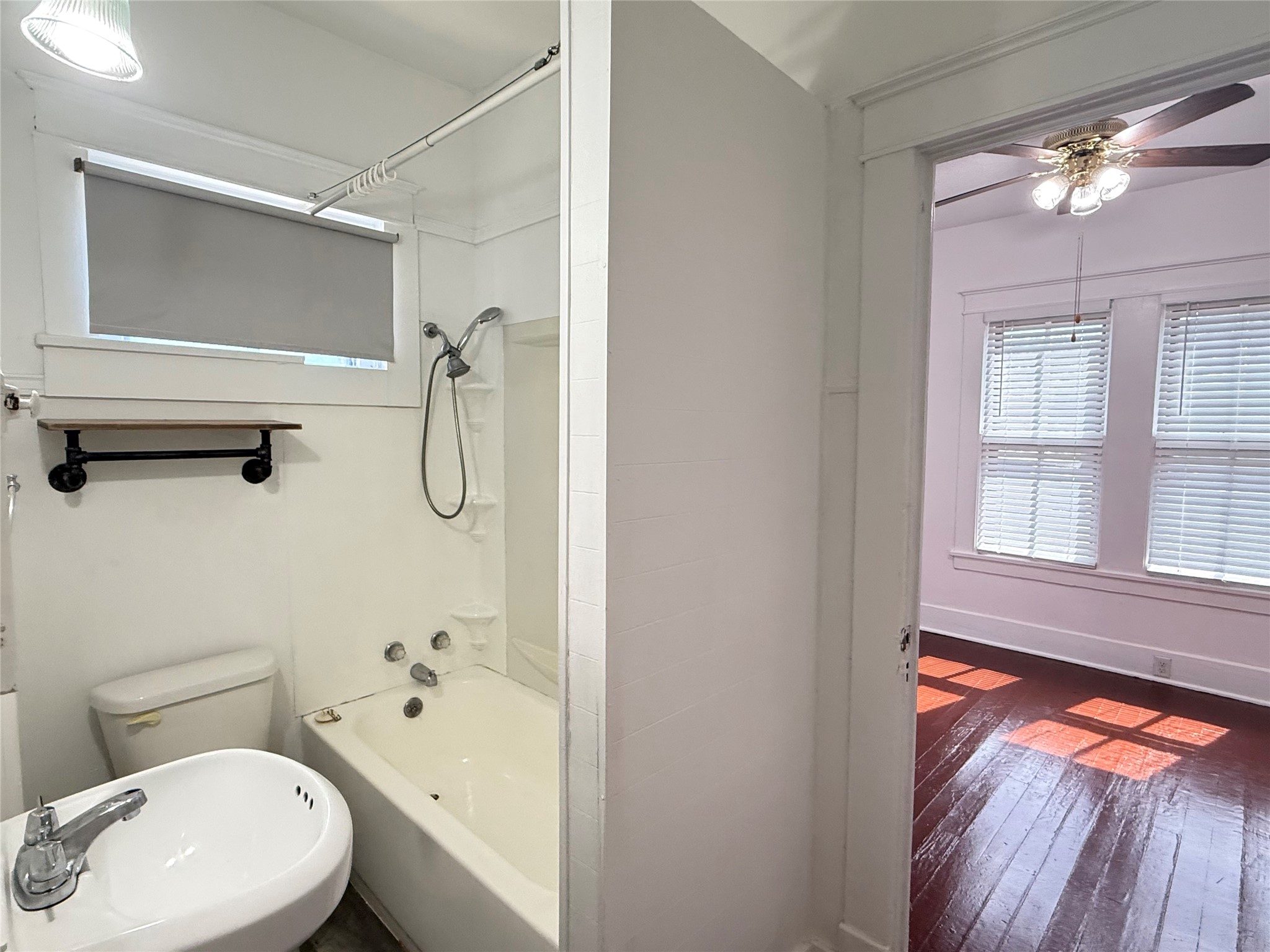 1916 26th Street Property Photo 18