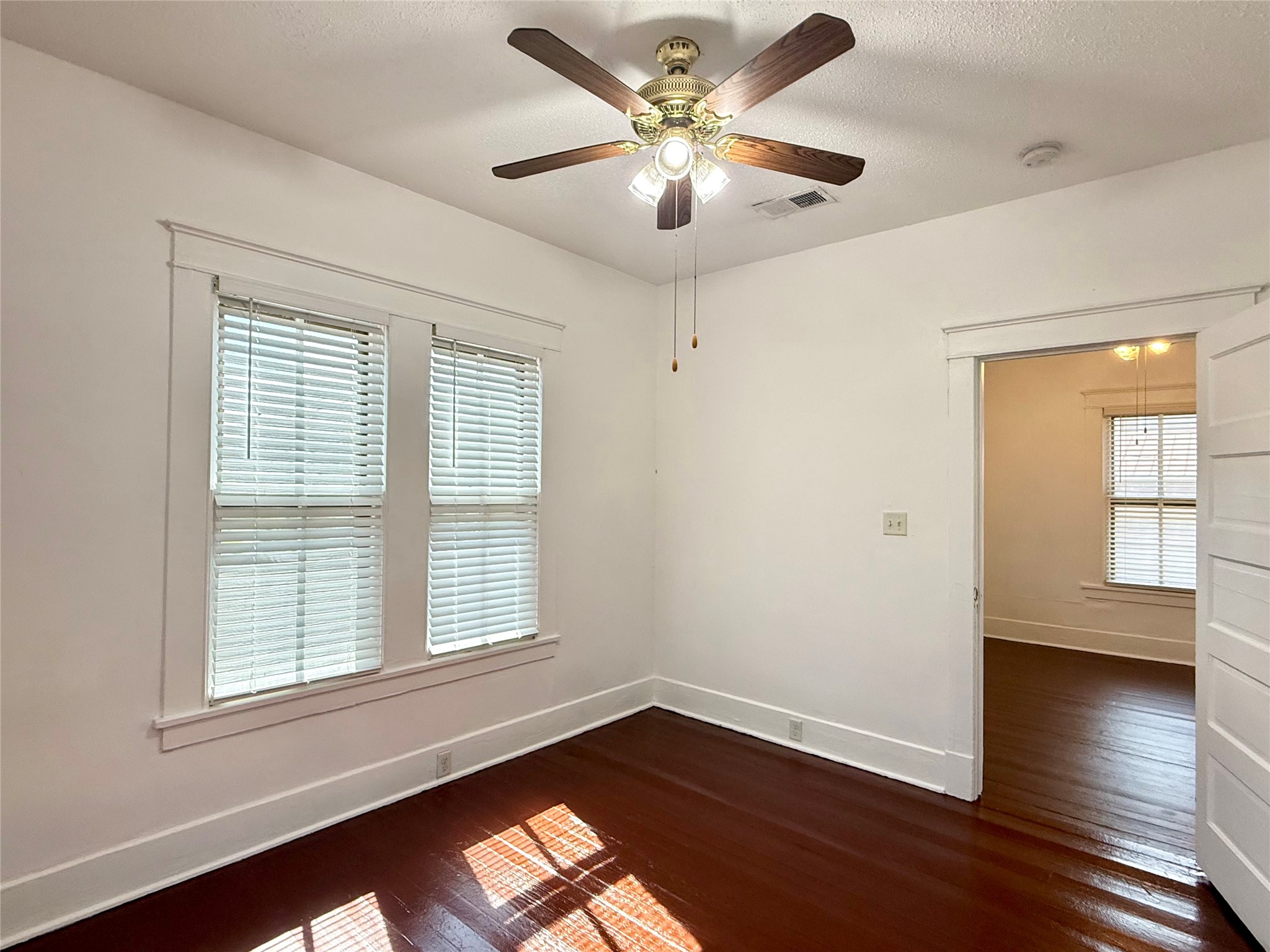 1916 26th Street Property Photo 21