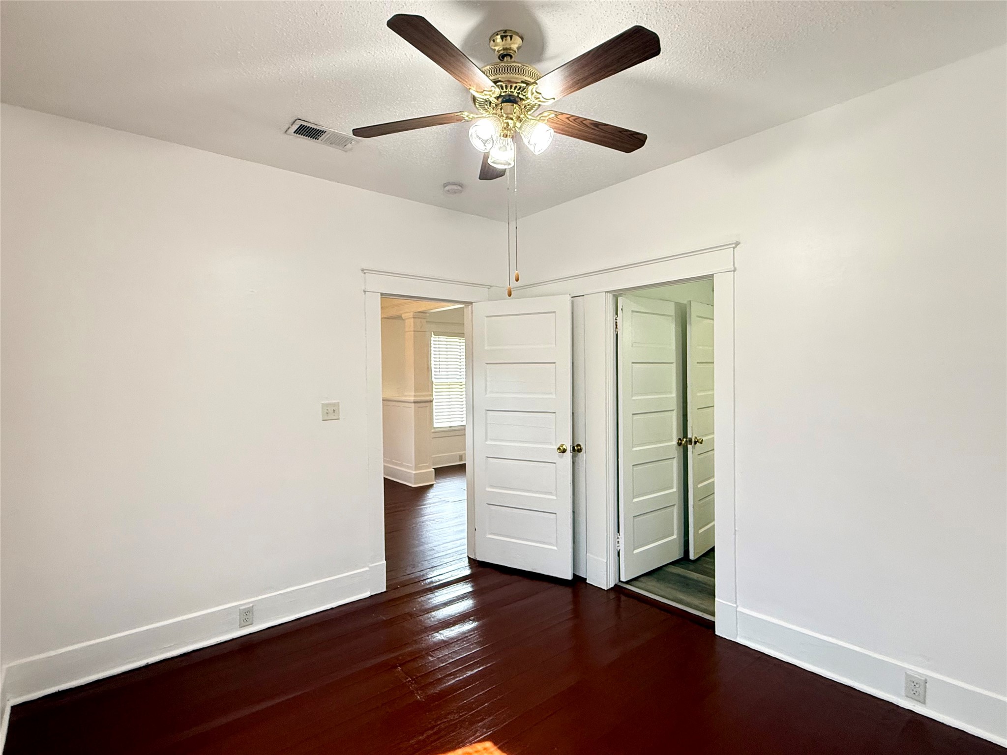 1916 26th Street Property Photo 23