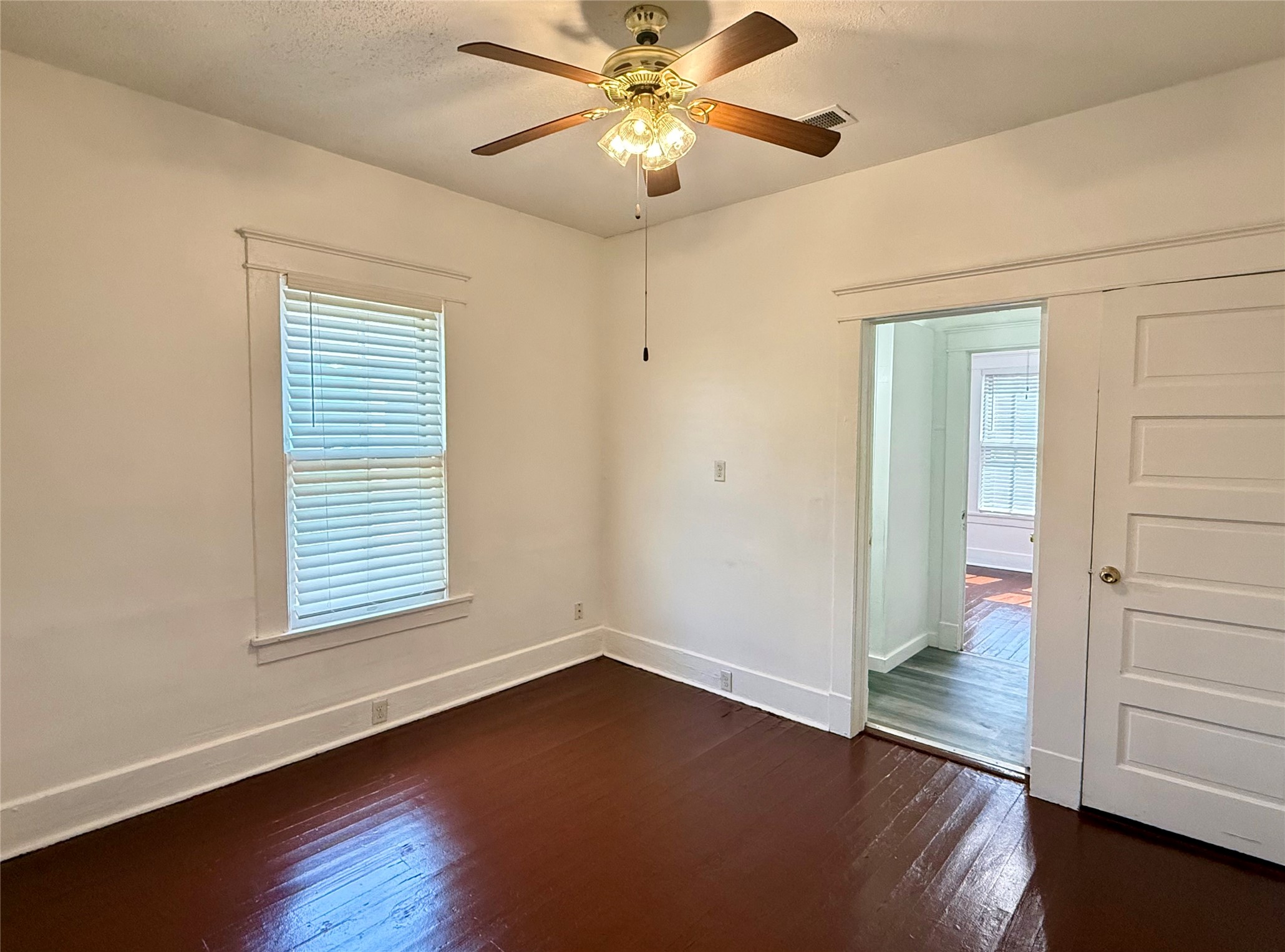 1916 26th Street Property Photo 24