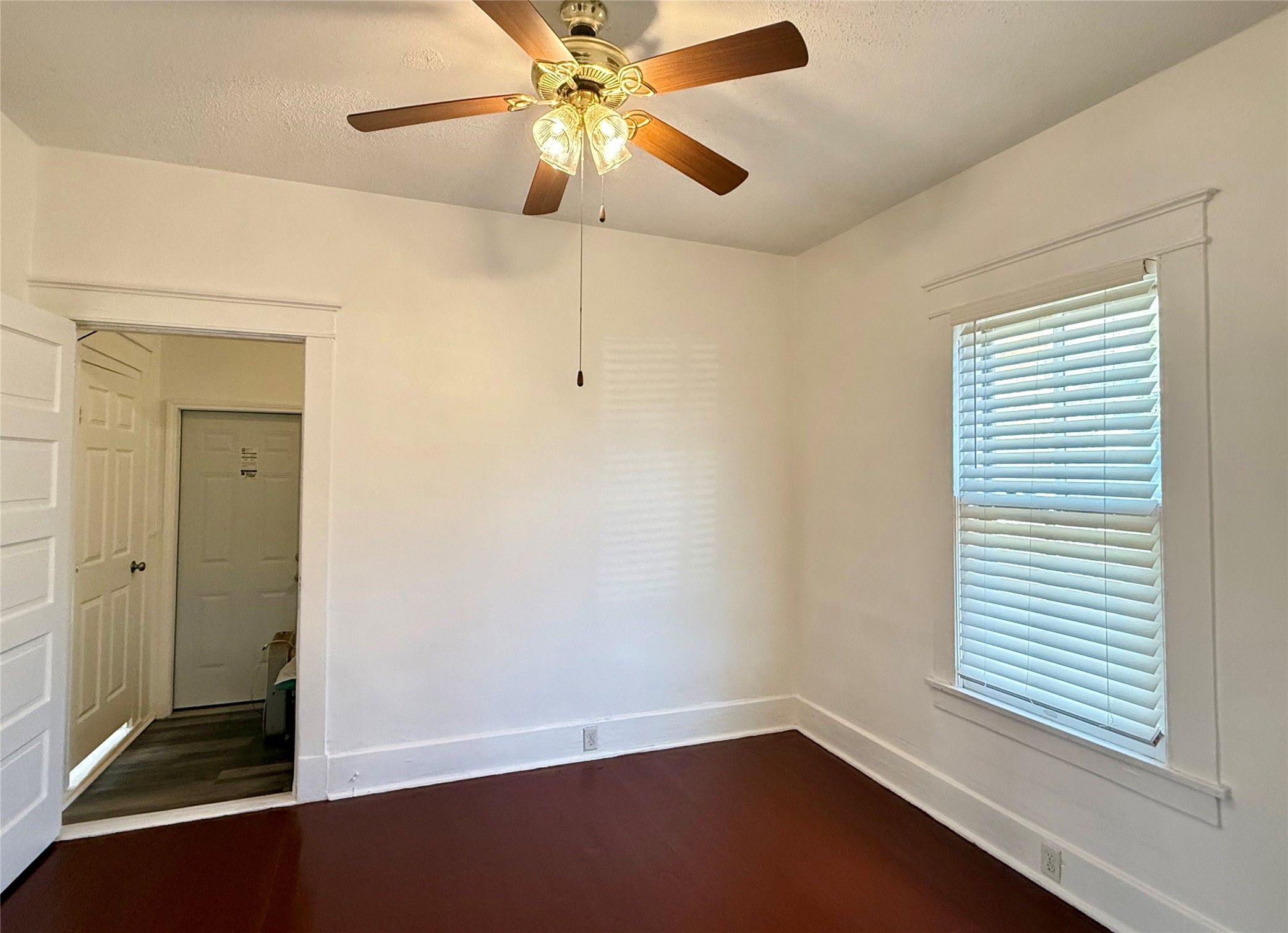 1916 26th Street Property Photo 25