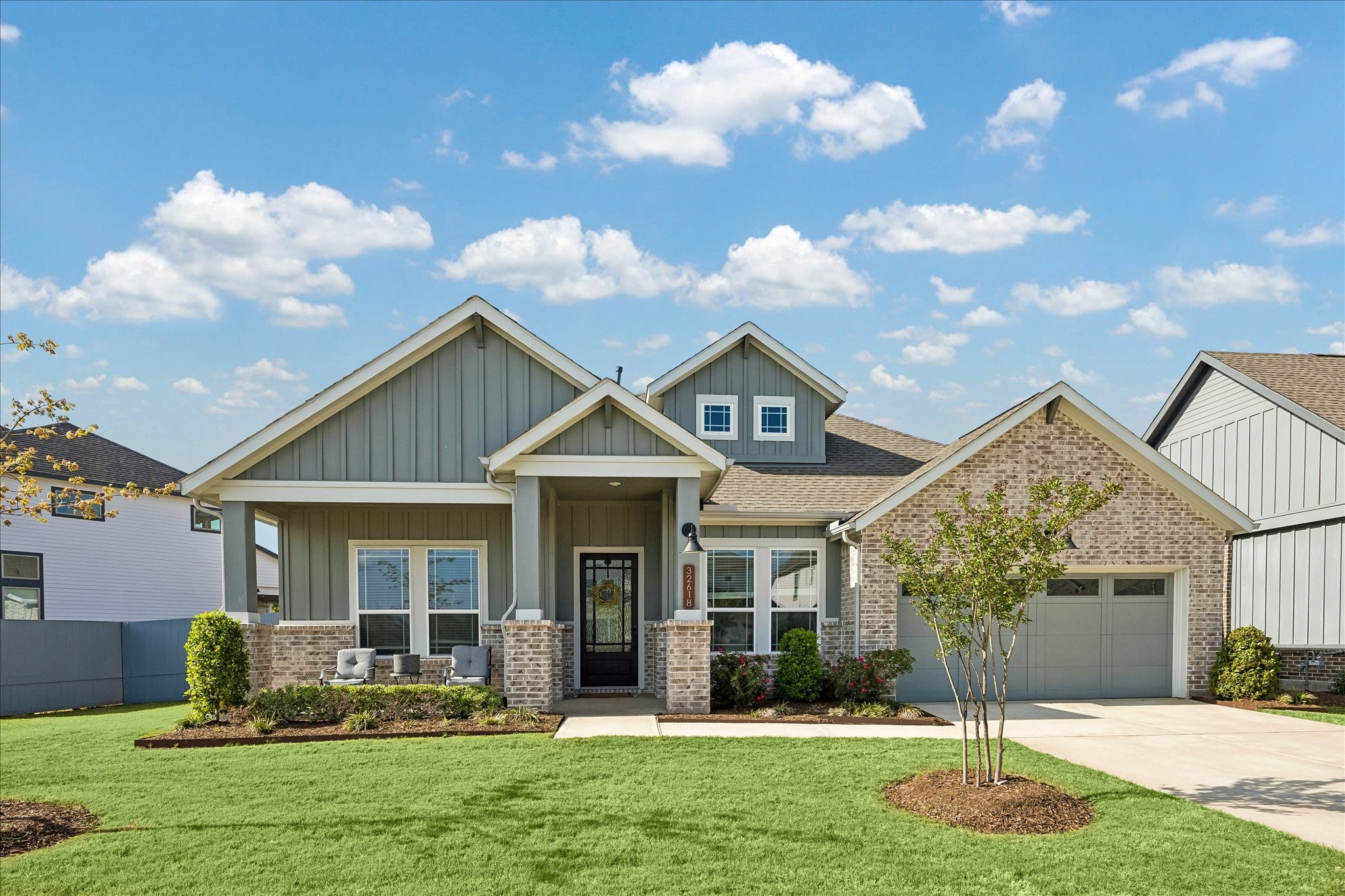 32618 Mountain Maple Court Property Photo 1