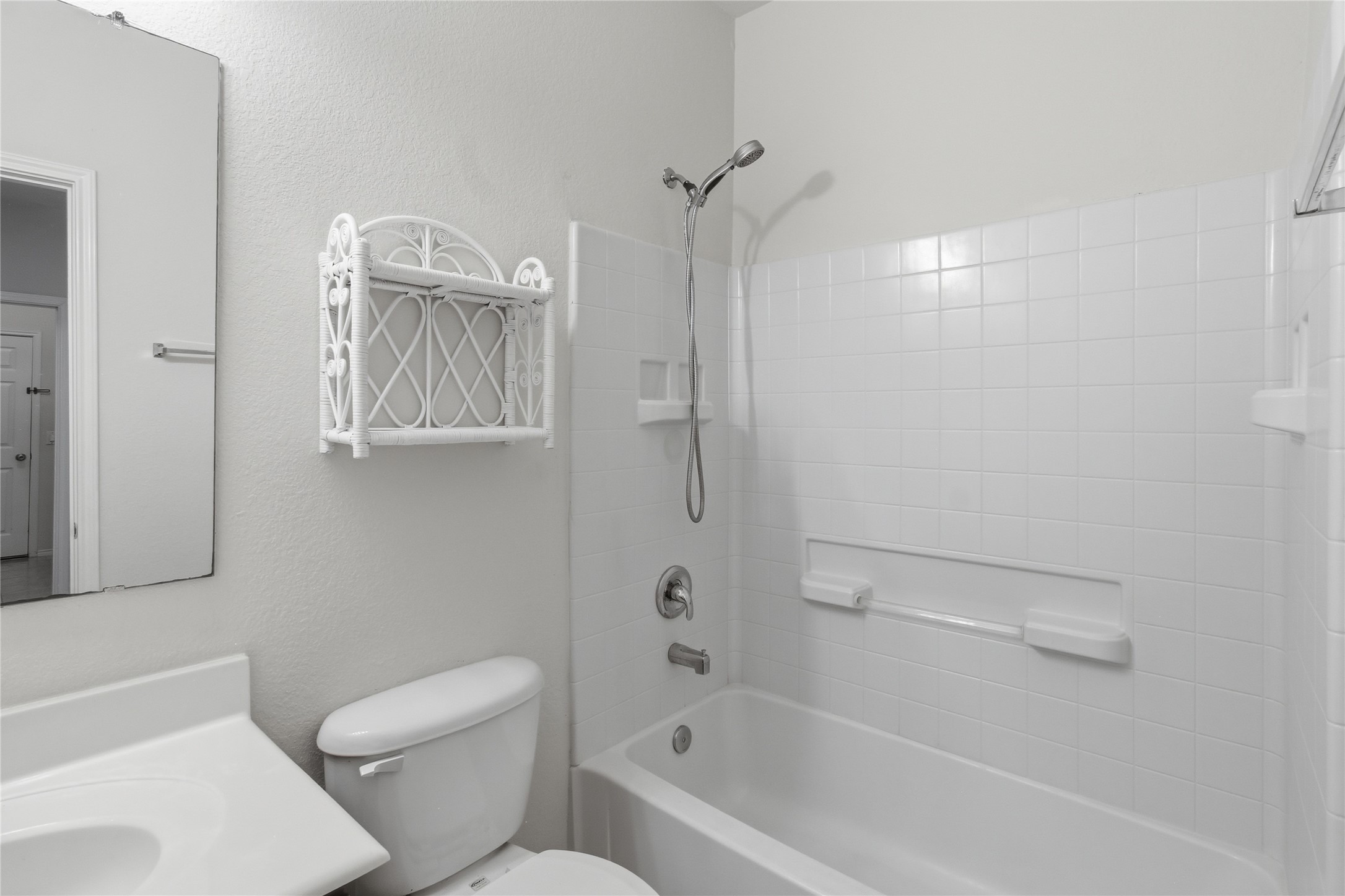 19910 Roycroft Lane Property Photo 14
