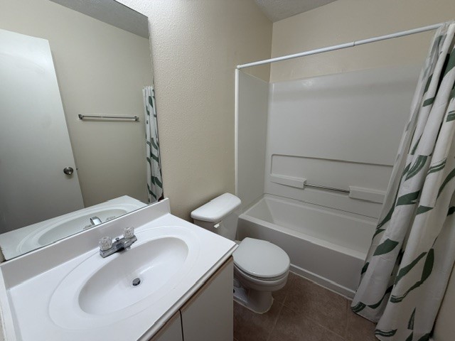 16123 Canaridge Drive Property Photo 12