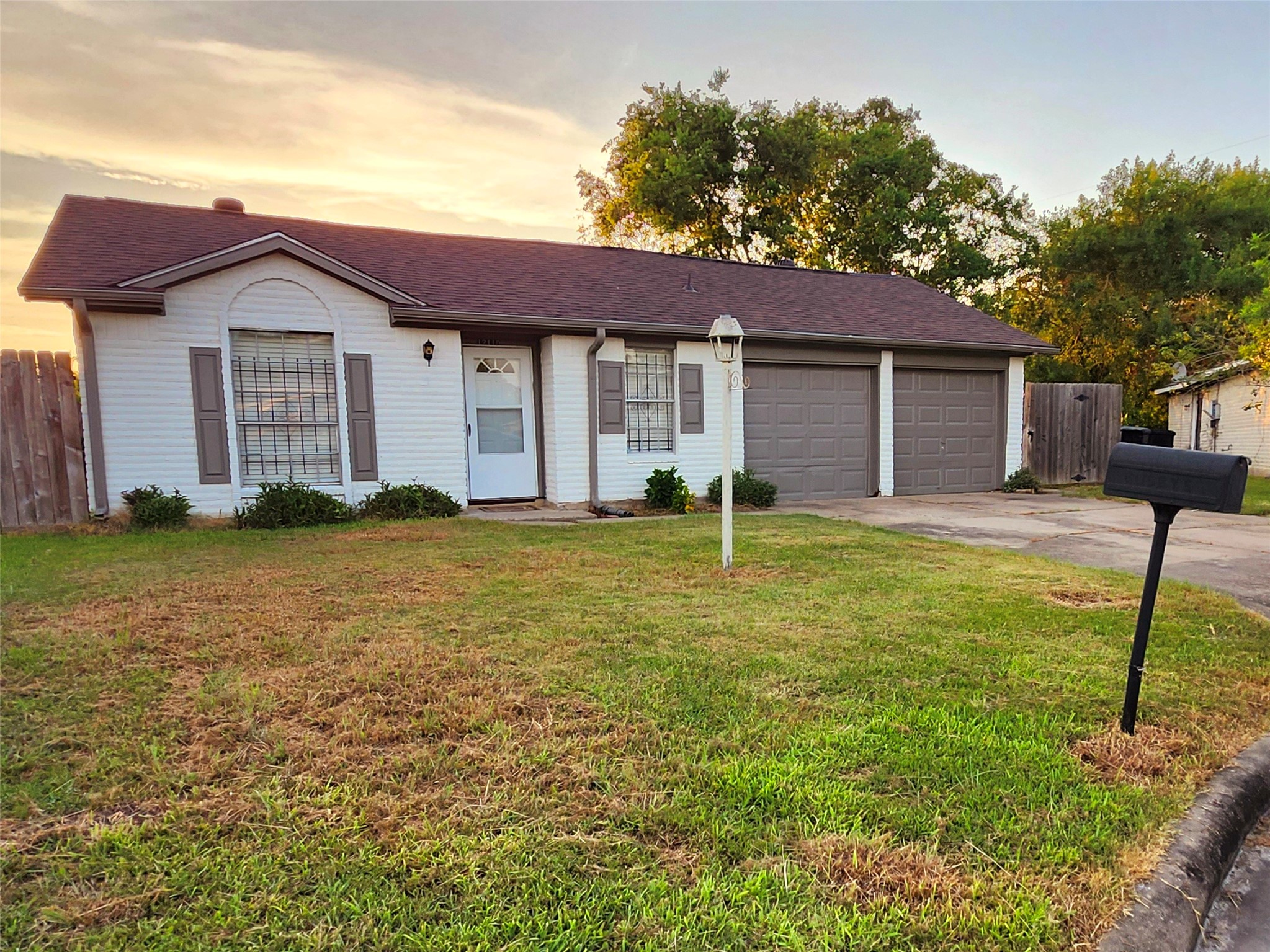 12110 Murr Way Property Photo 3