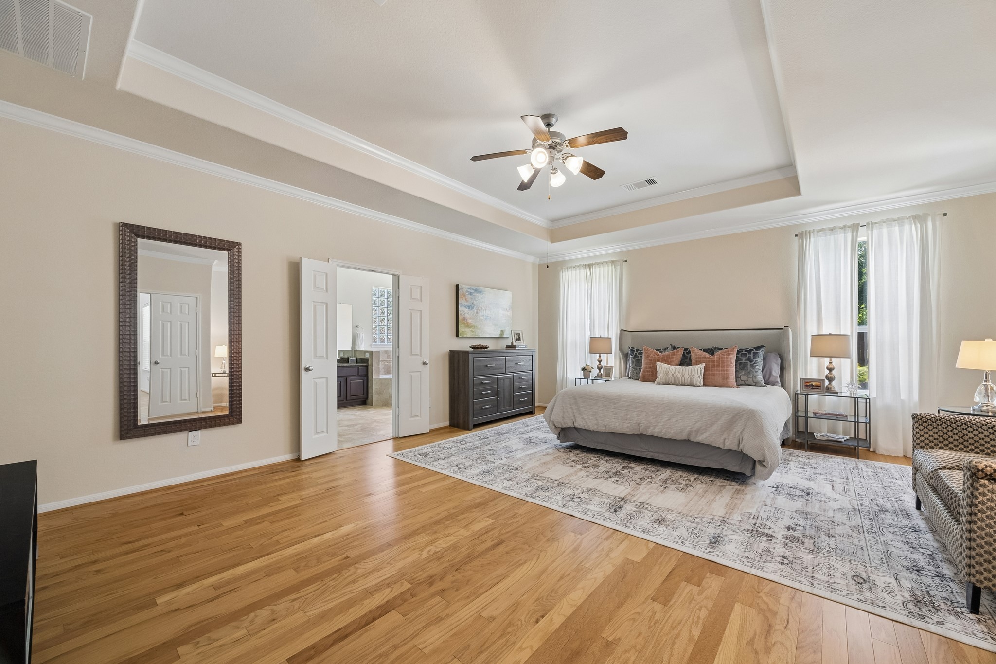 2400 Lakeway Drive Property Photo 29