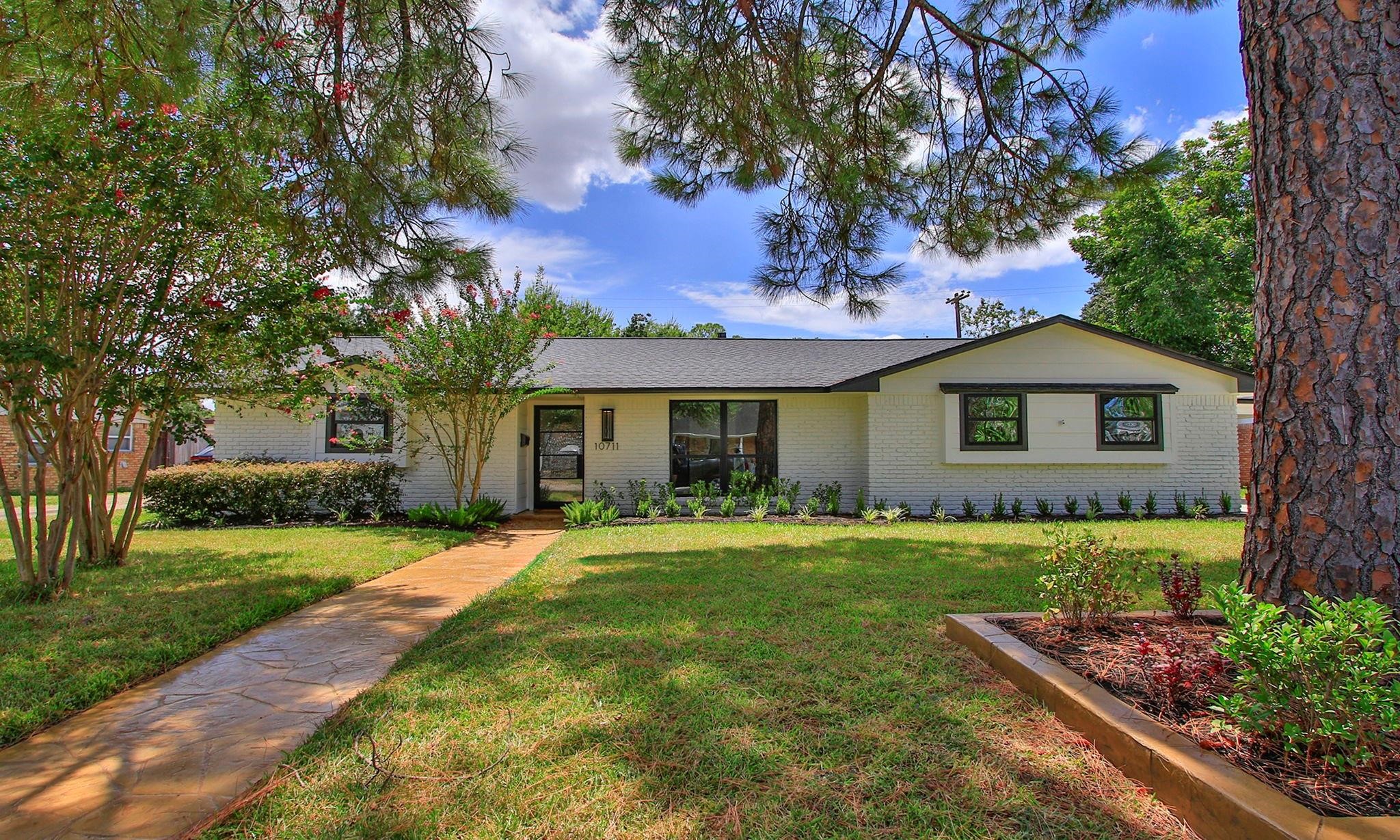 10711 Ella Lee Lane Property Photo 1