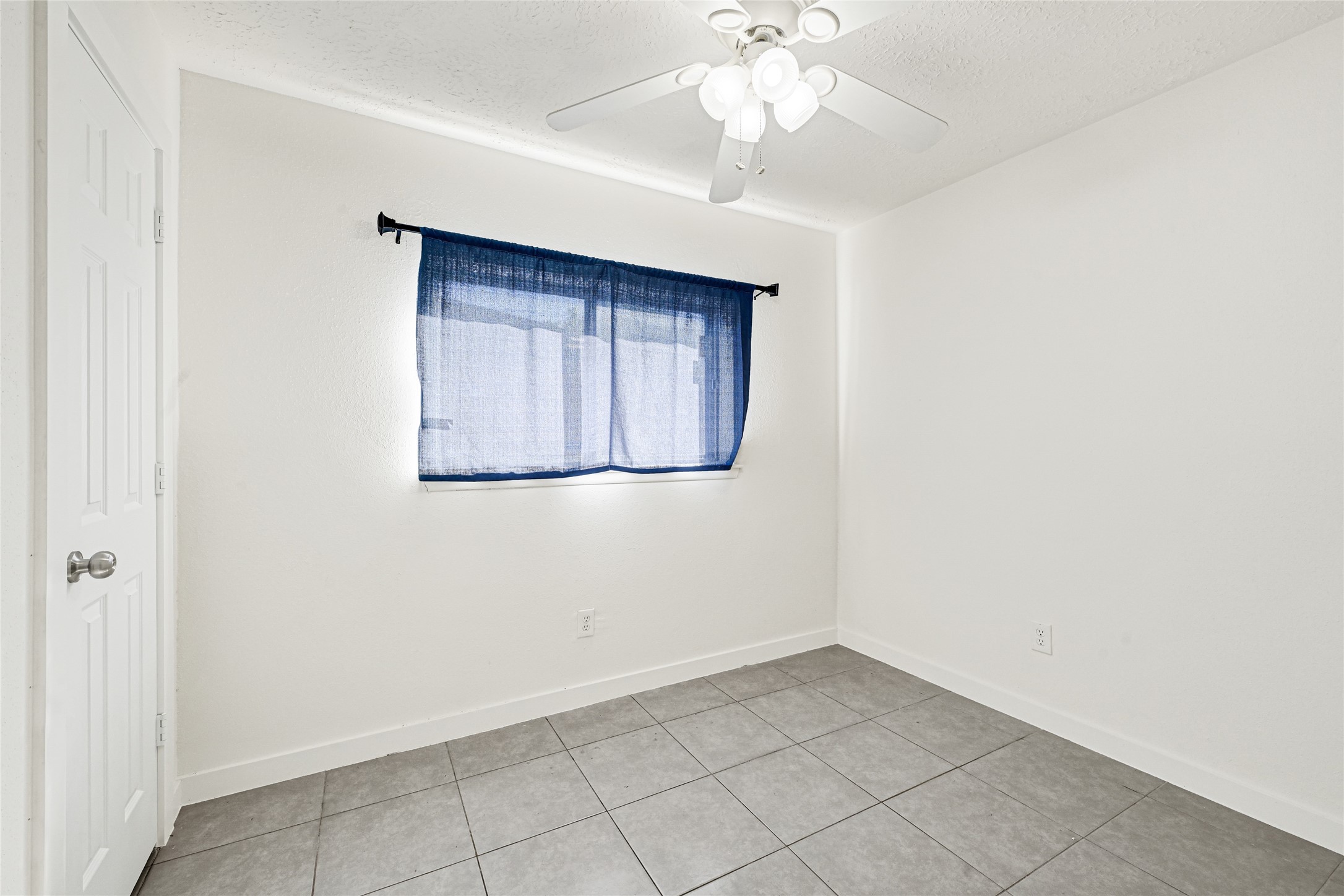 11619 Birch Run Lane Property Photo 14