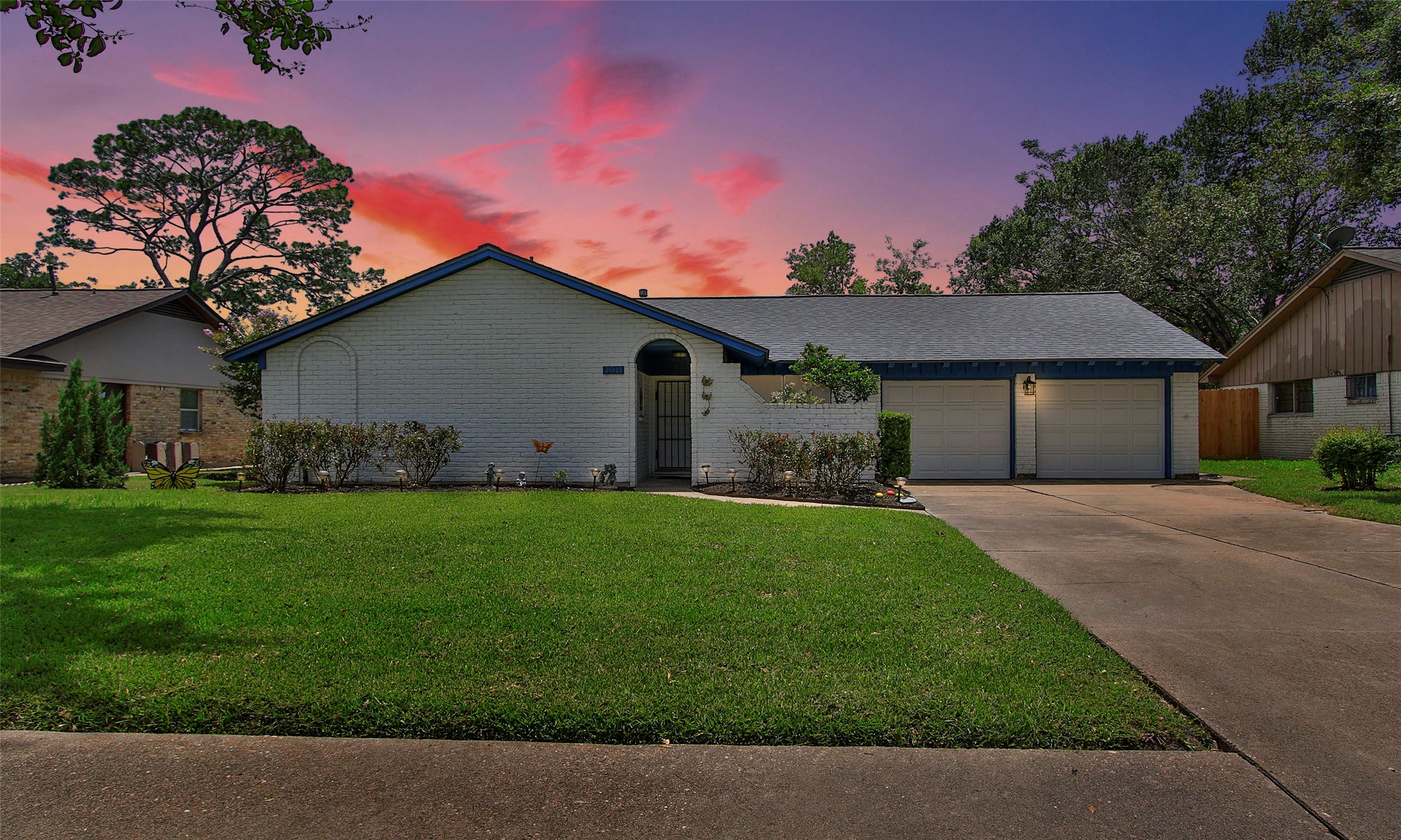 7011 Pine Grove Drive Property Photo