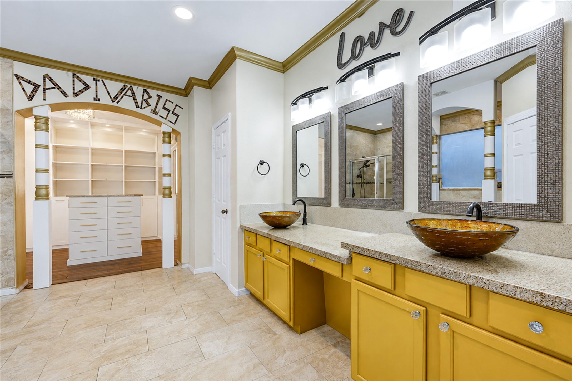 5732 Strong Creek Drive Property Photo 11