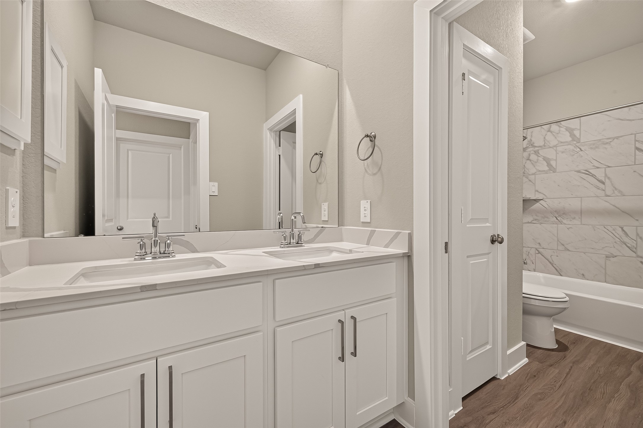 21006 Salt Rock Drive Property Photo 17