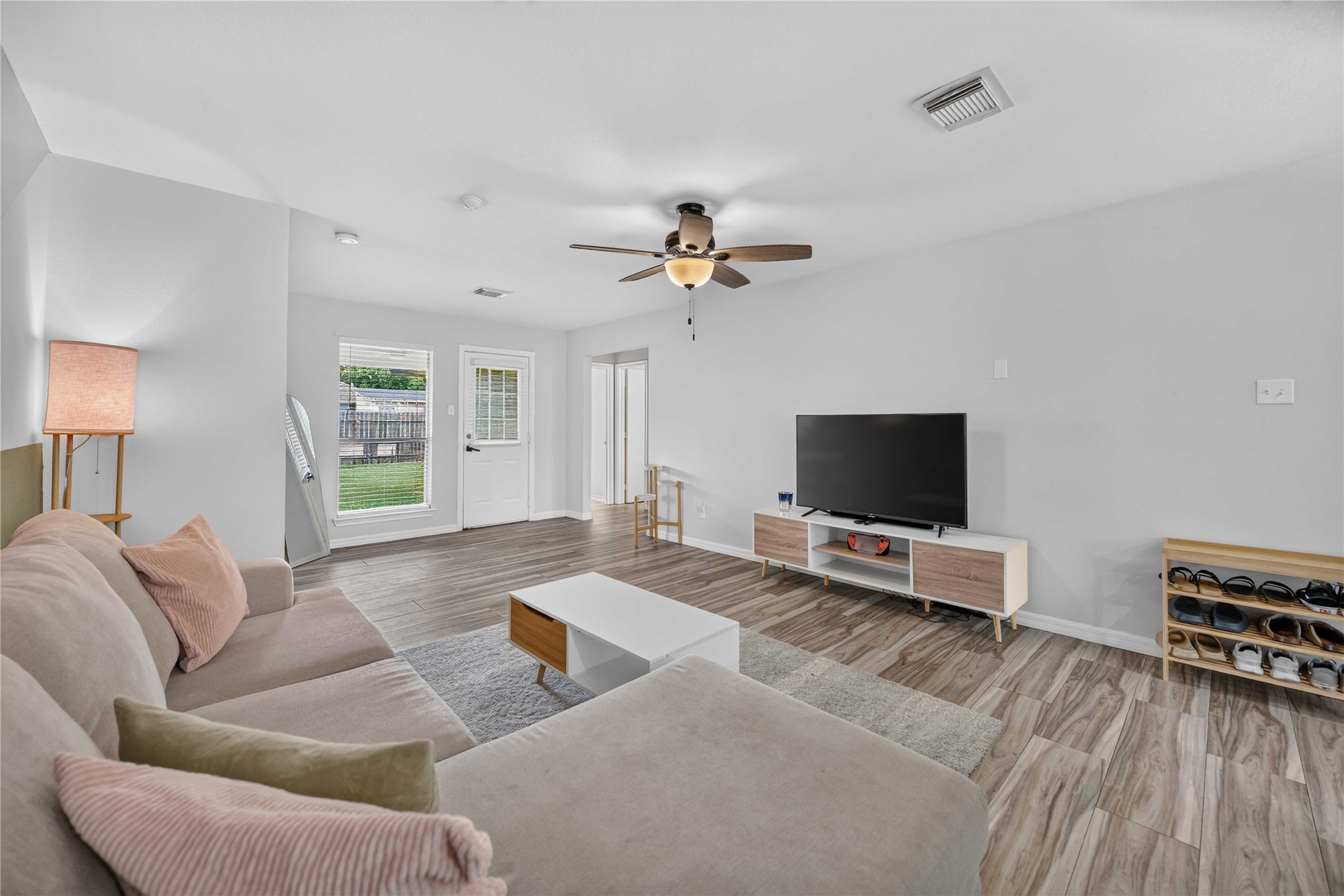 8302 Sanford Street Property Photo 11