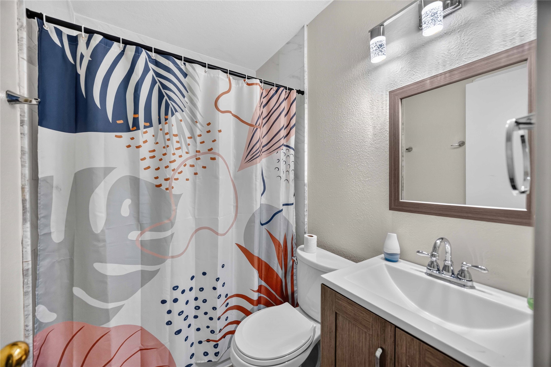 8302 Sanford Street Property Photo 17